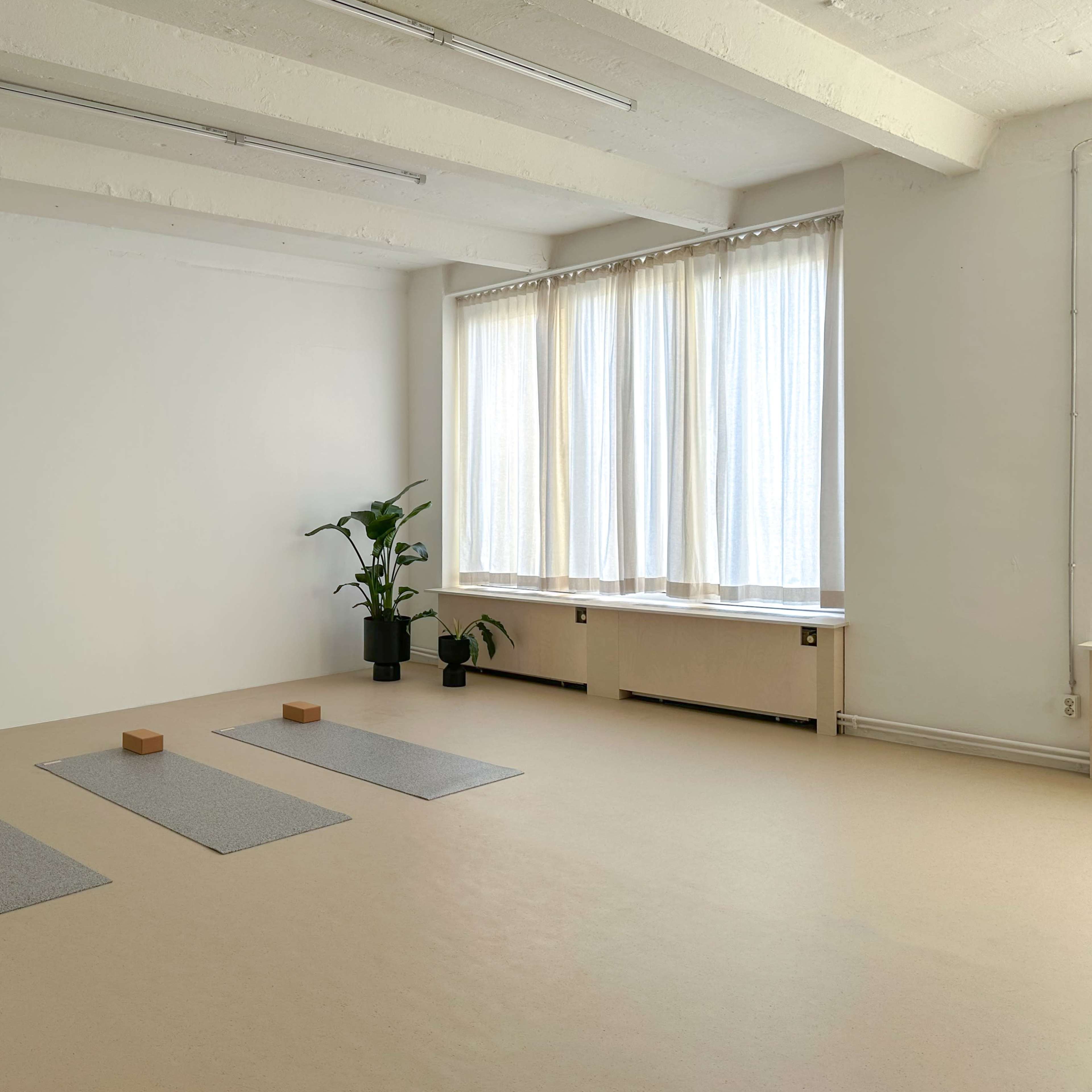 Tageslichtstudio in Neukölln im 3. Stock mit Ausblick Bild in Neukölln, Berlin, BE