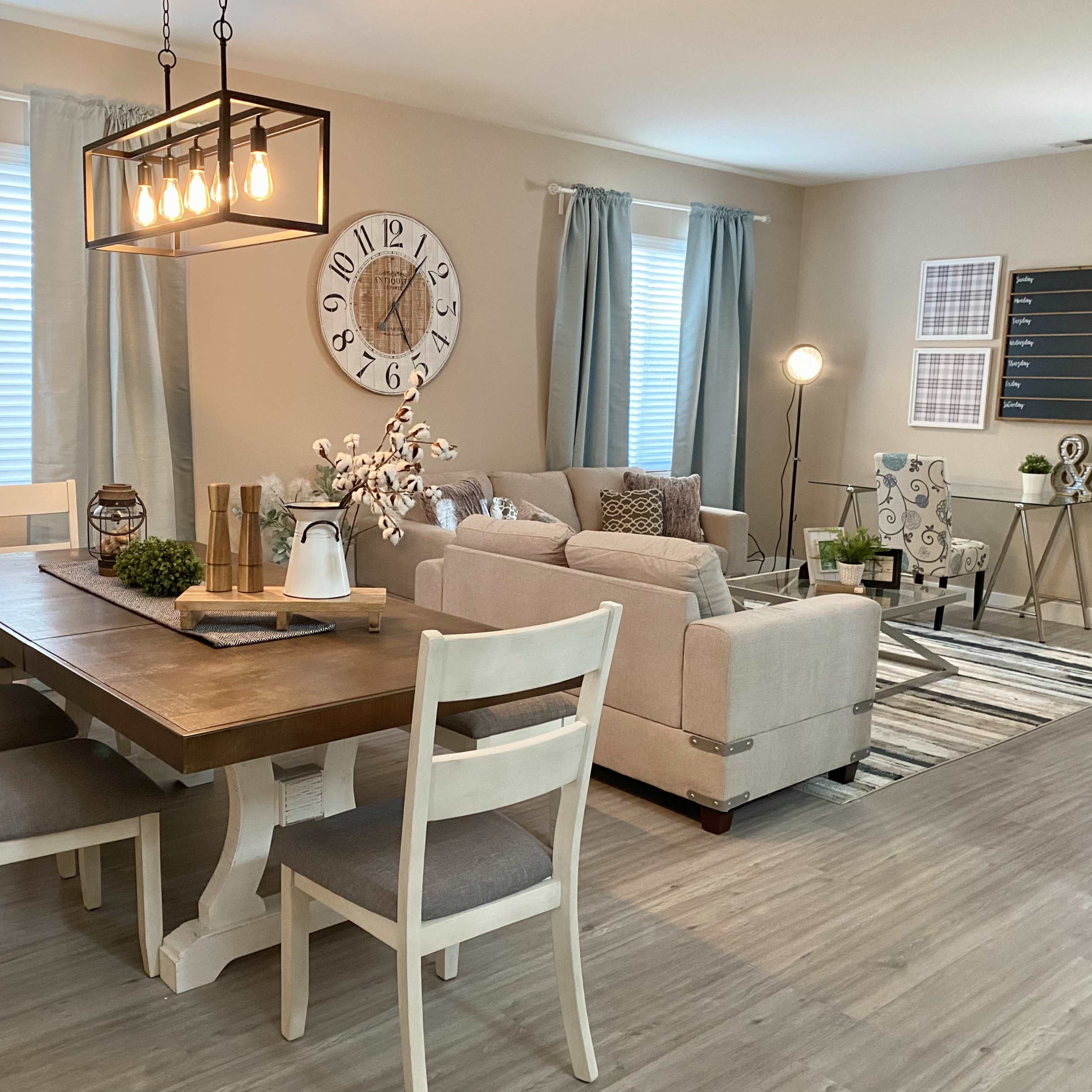 Charming Farmhouse Retreat with Relaxing Vibes Image in Eastvale, Eastvale, CA