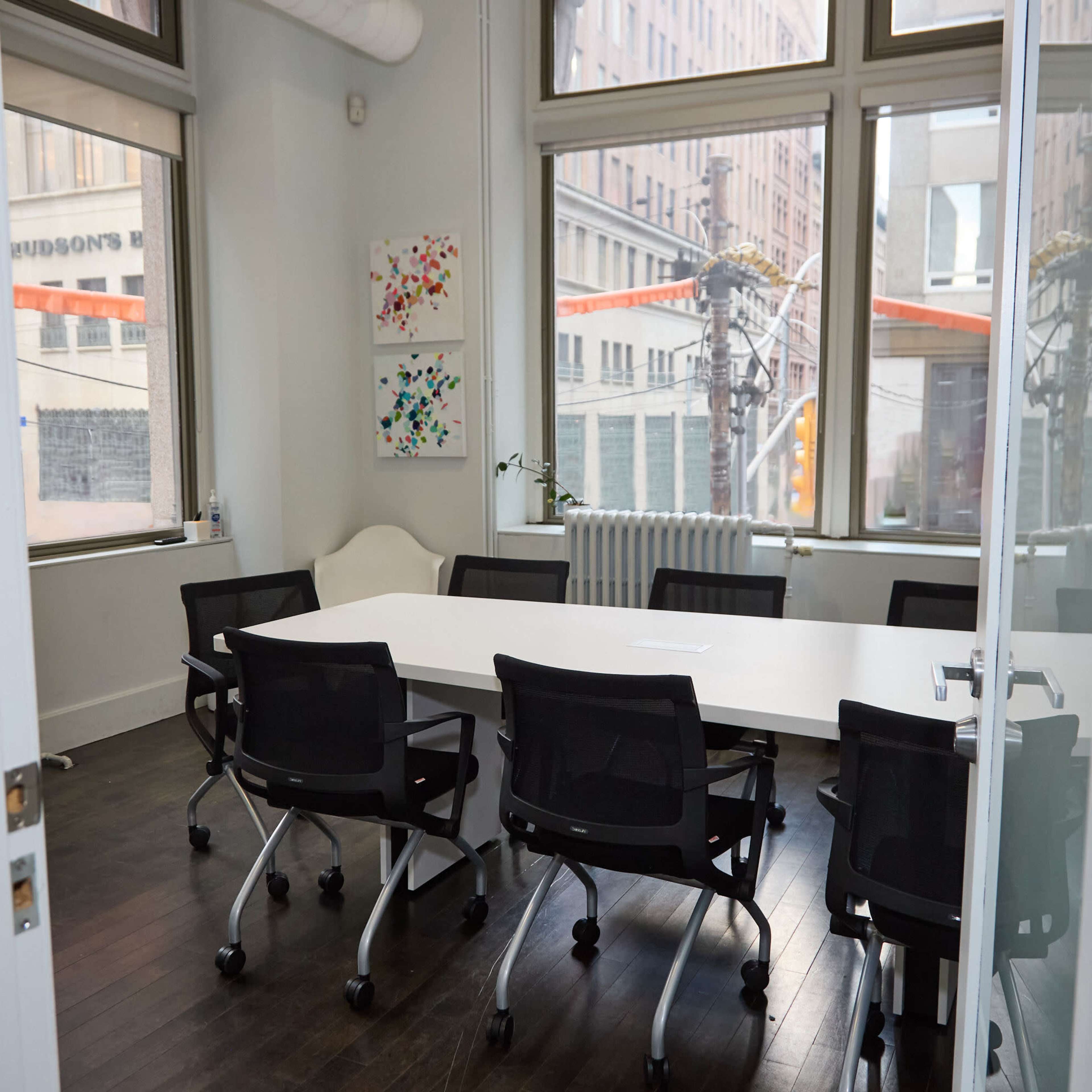 Downtown Meeting Room on Bay Street Image in Toronto, Toronto, ON