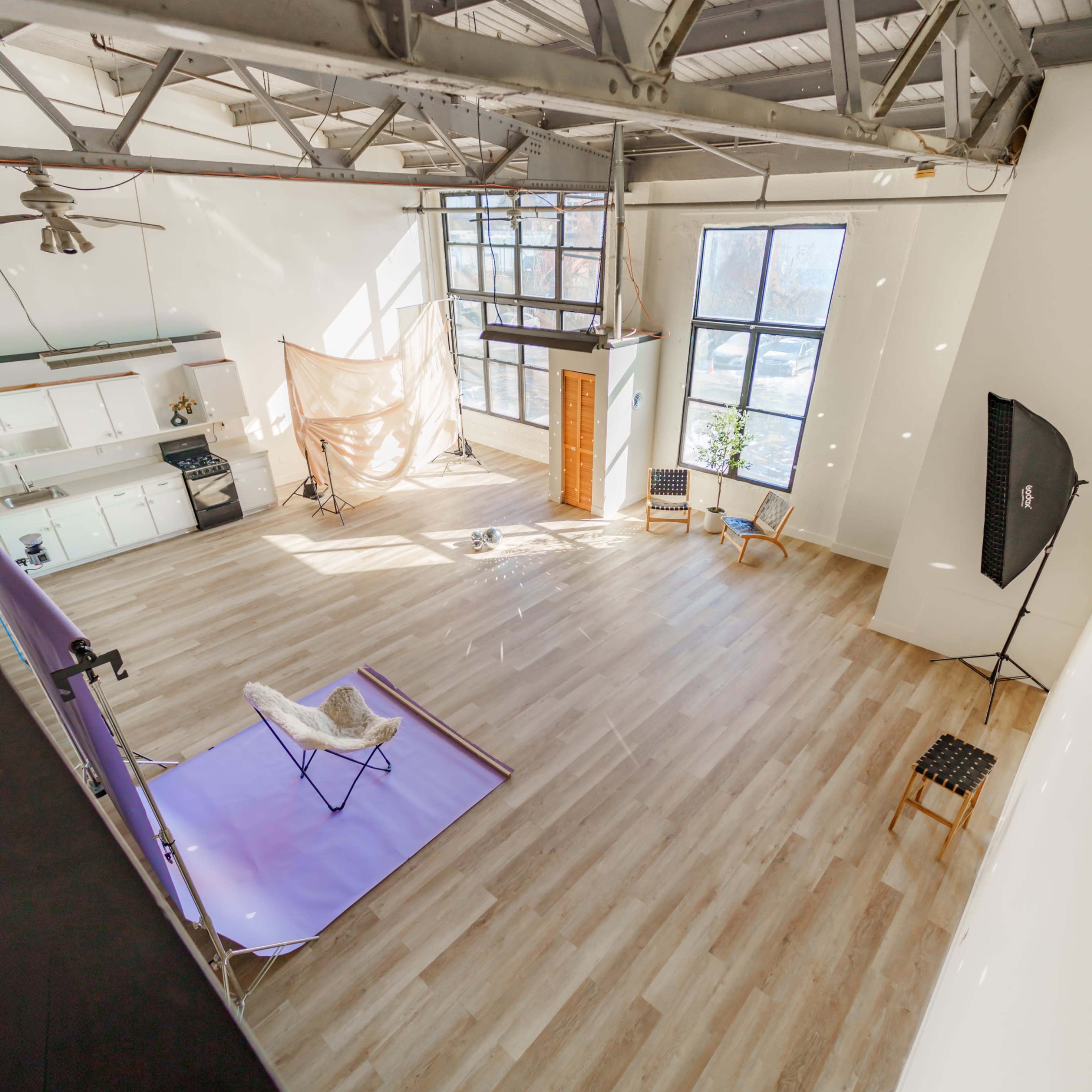 A Natural Light Studio for Creatives Image in Tacony, Philadelphia, PA