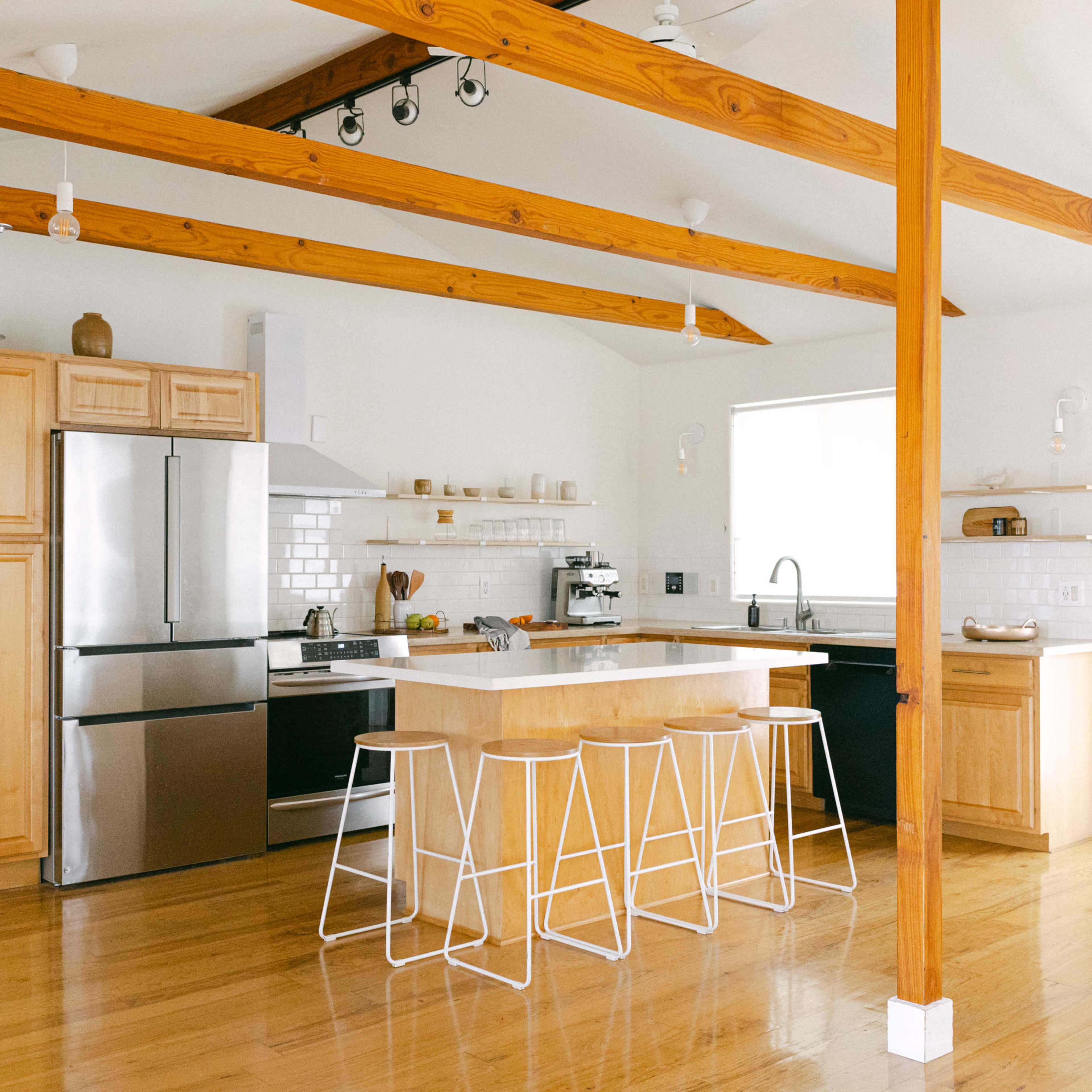 Breezy Hillside Home with Mountain View Image in Northeast Los Angeles, Los Angeles, CA