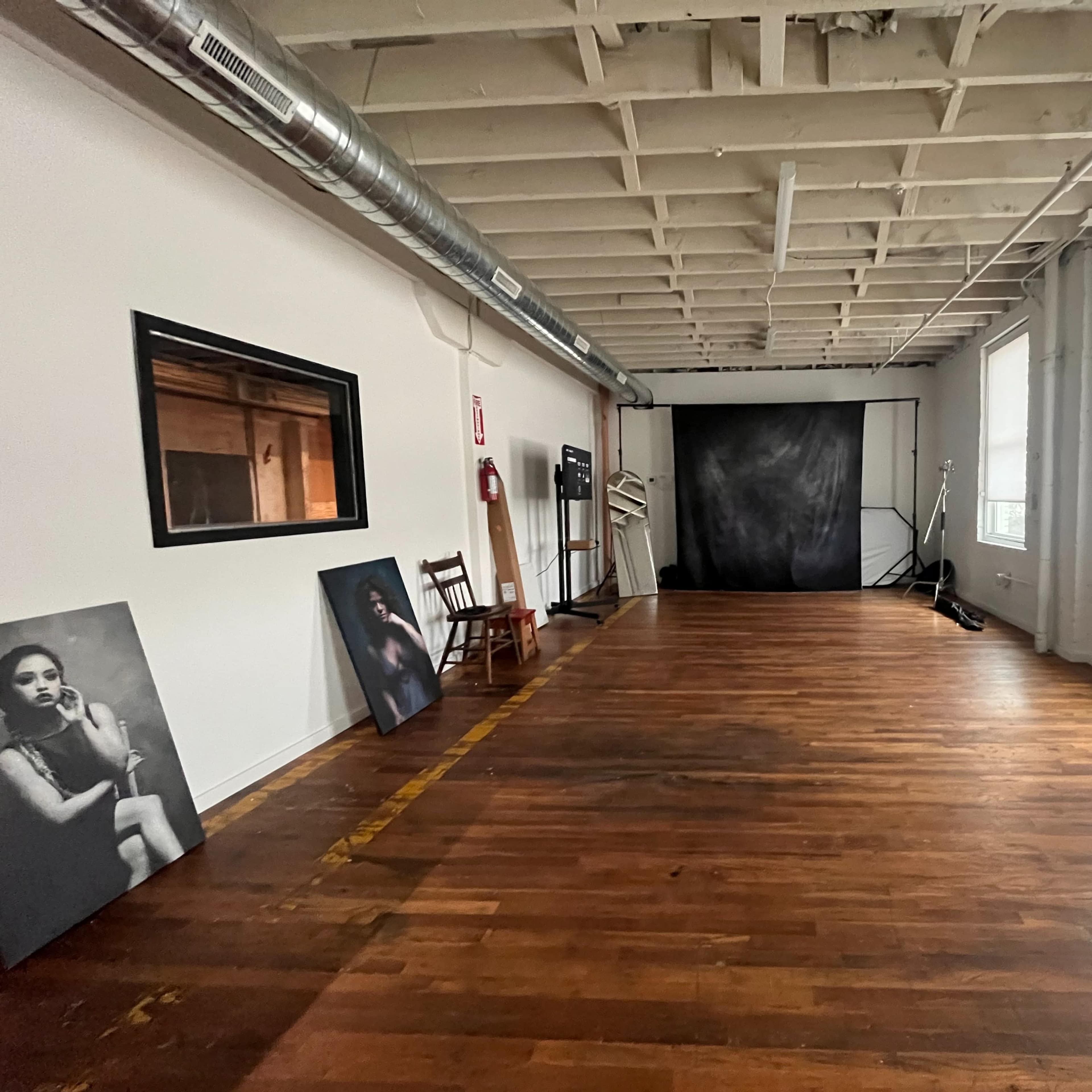 Photography Studio For Rent Image in South Columbus, Columbus, OH
