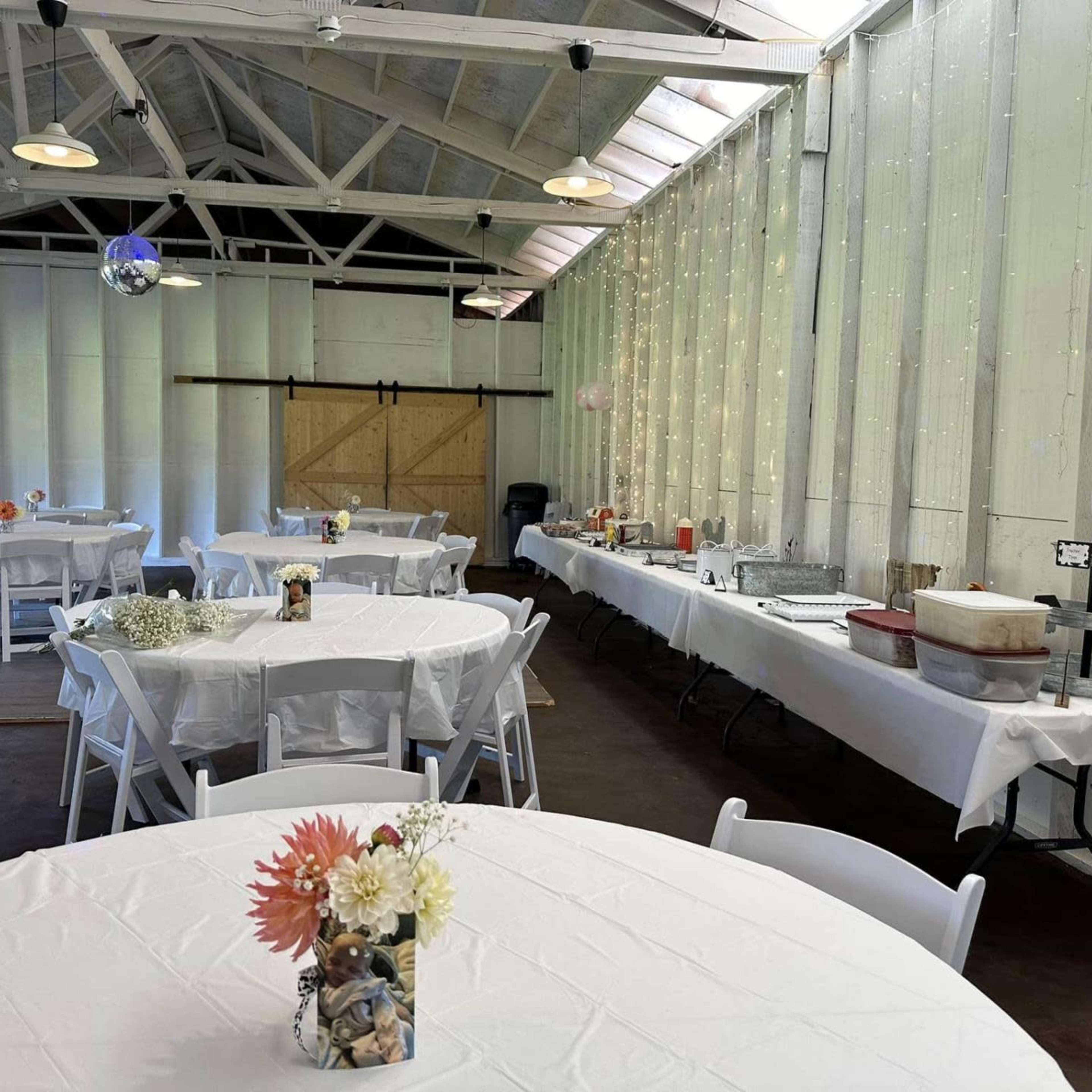 Beautiful home with rustic event space Image in , Arlington, WA