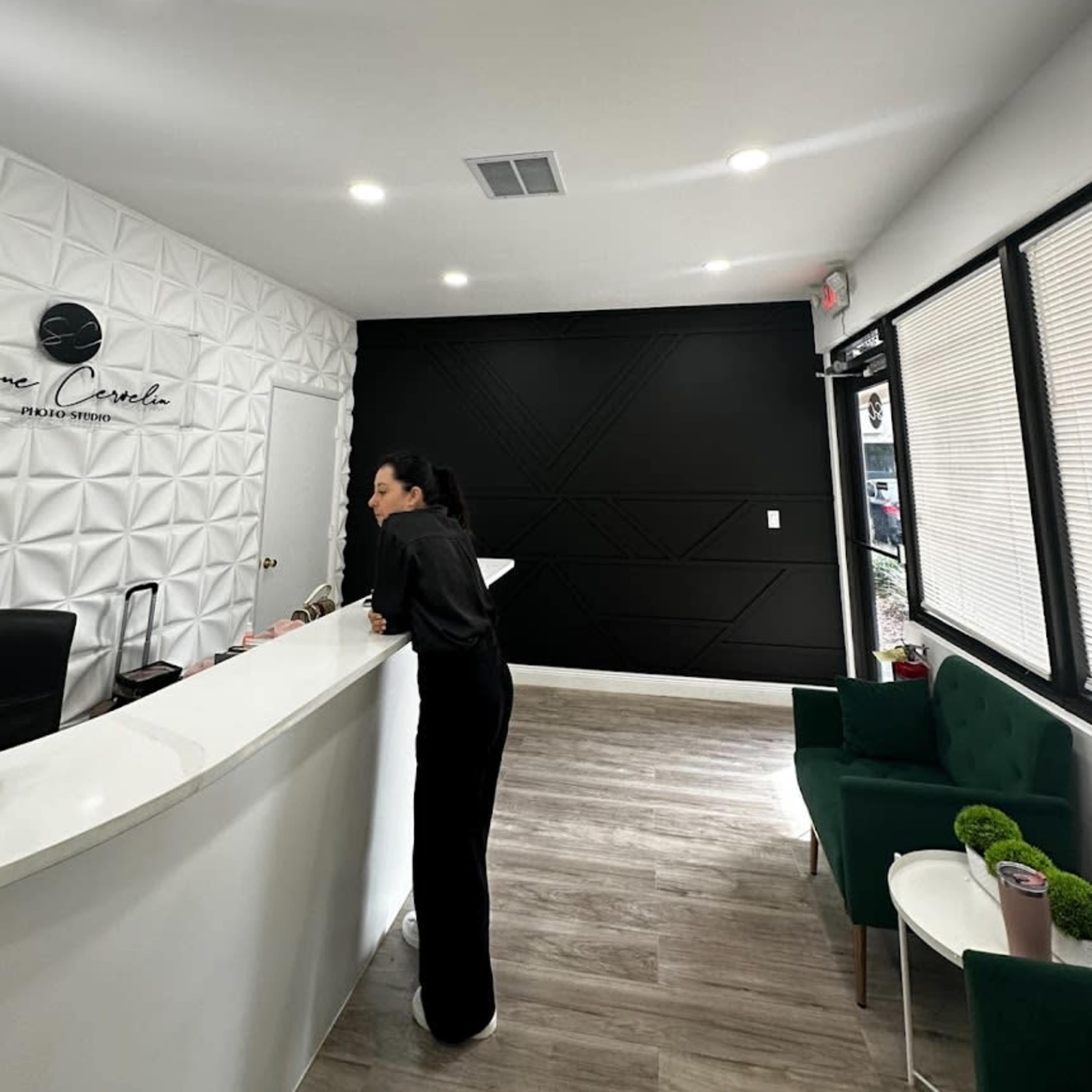 Cozy and Comfortable Studio Space Image in Pompano Beach, Pompano Beach, FL