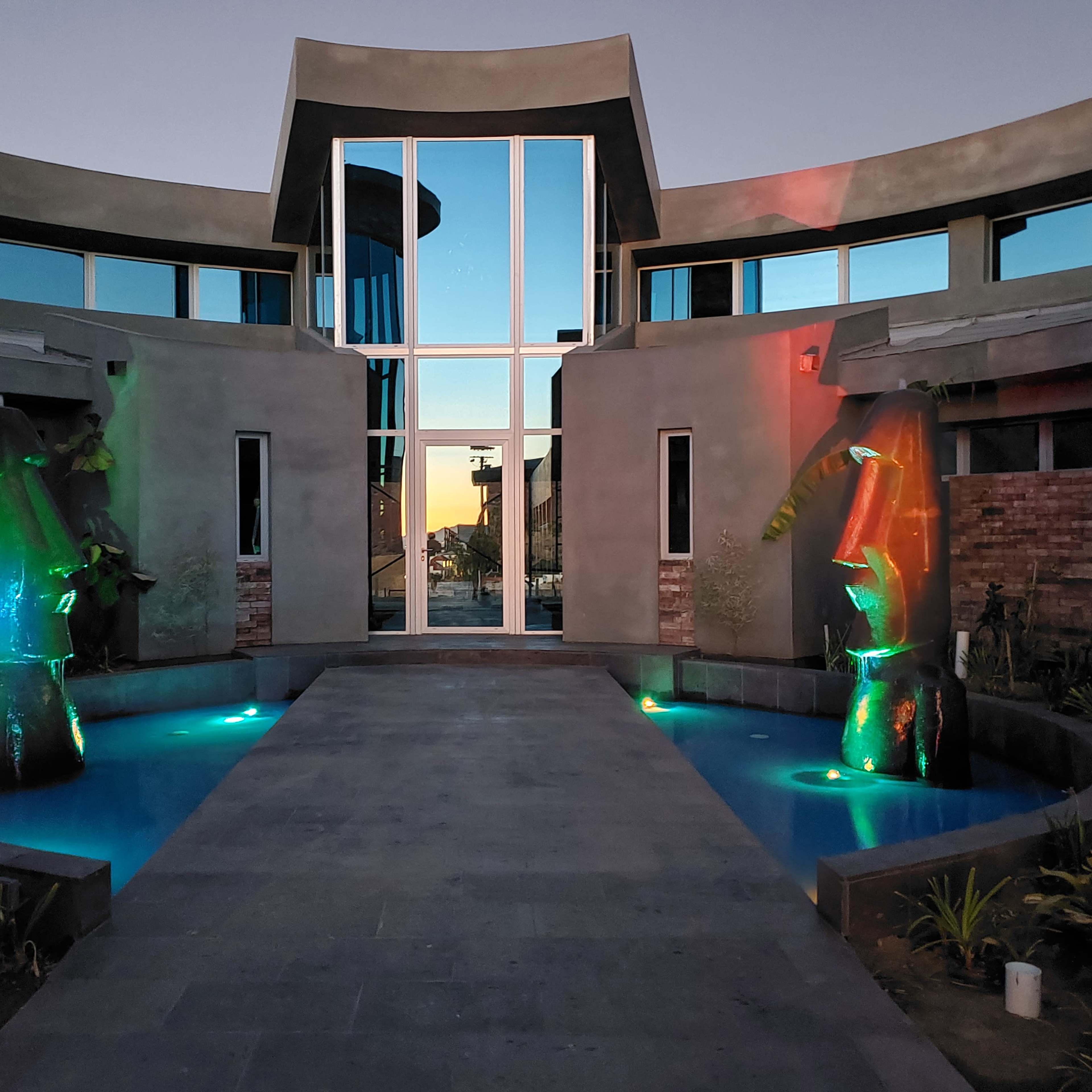 Luxury Secluded Estate with 360° Views Image in Shadow Hills, Los Angeles, CA