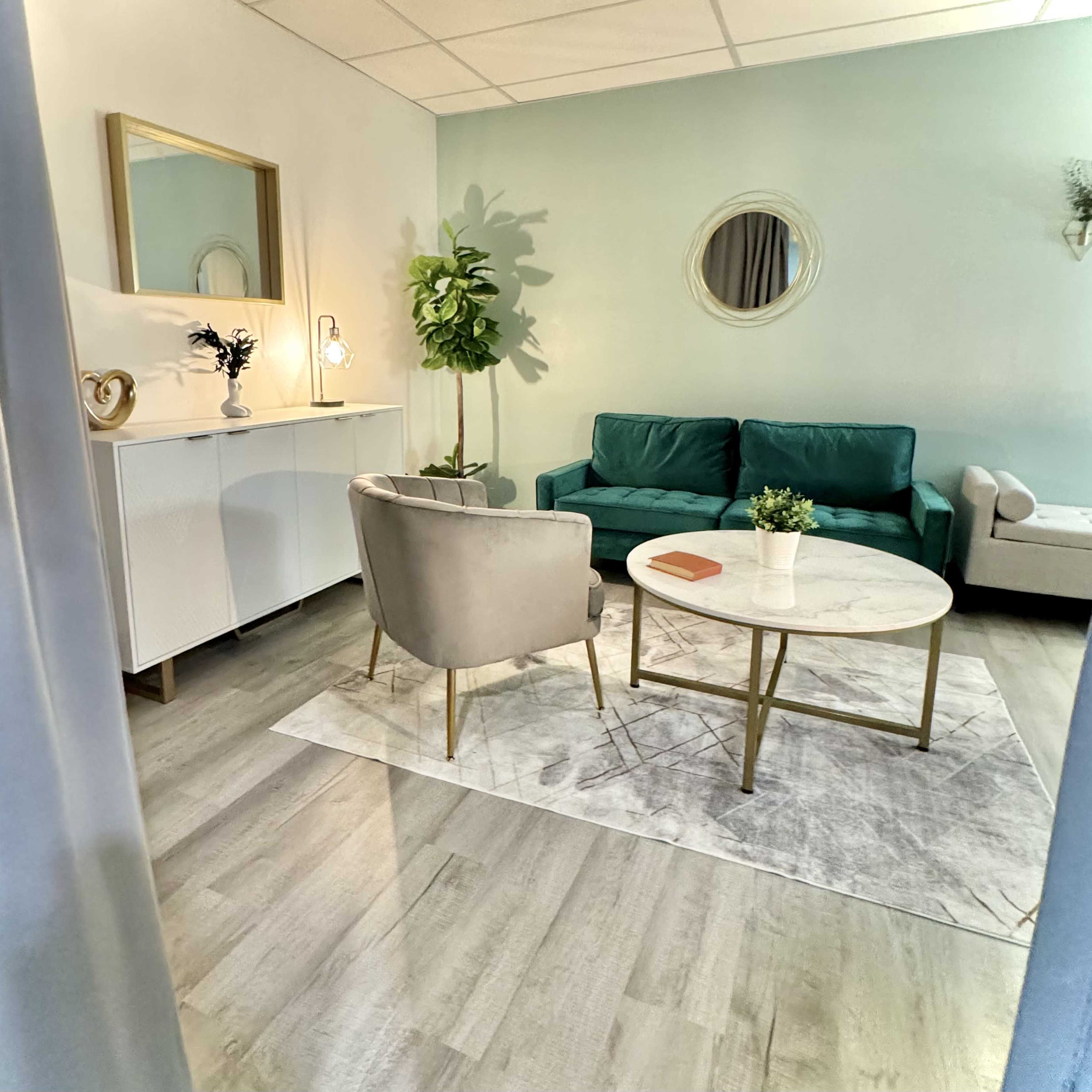 Chic and Private Downtown Office Space Image in Central Business District, Seattle, WA
