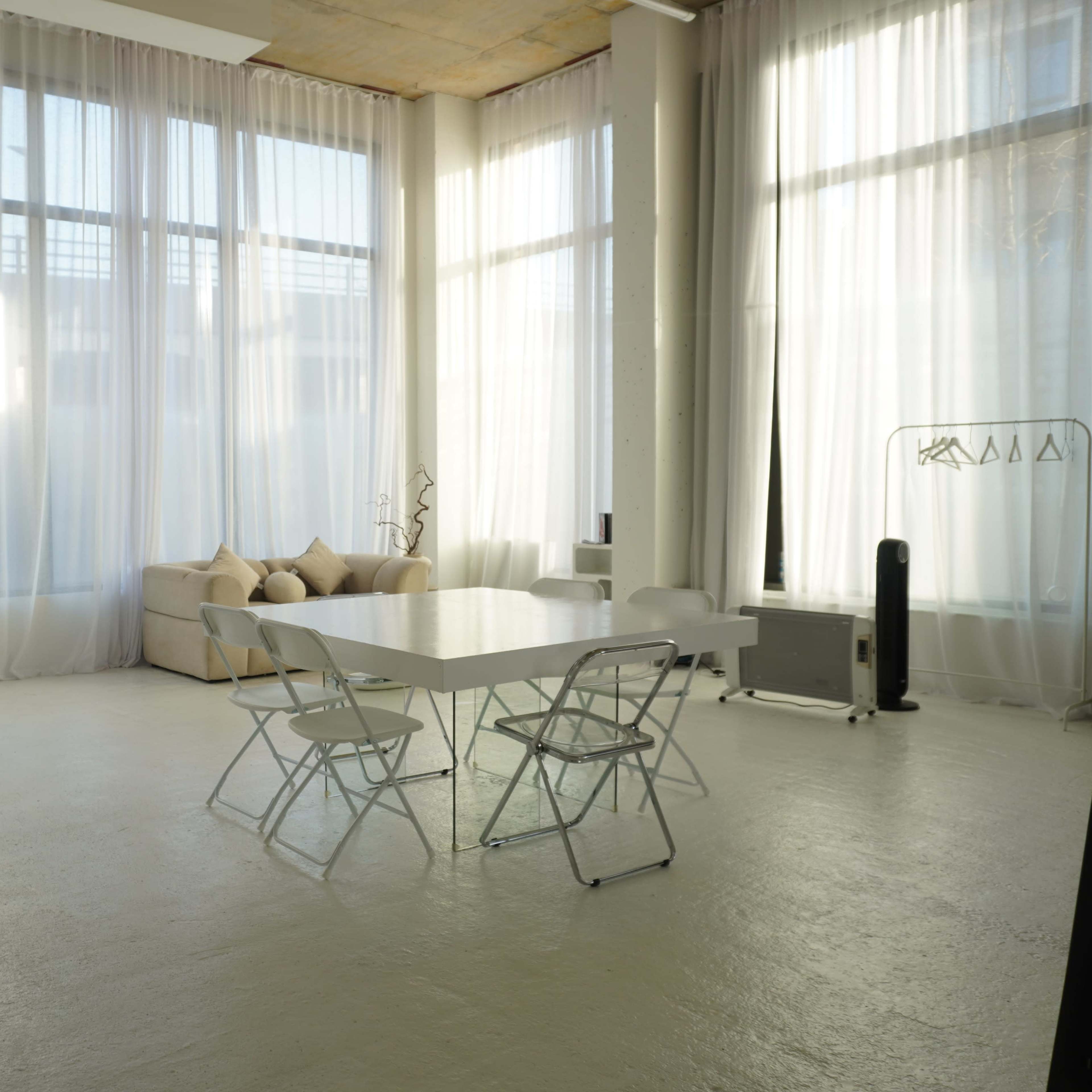 Natural light photography and event studio hire Image in London, London, England