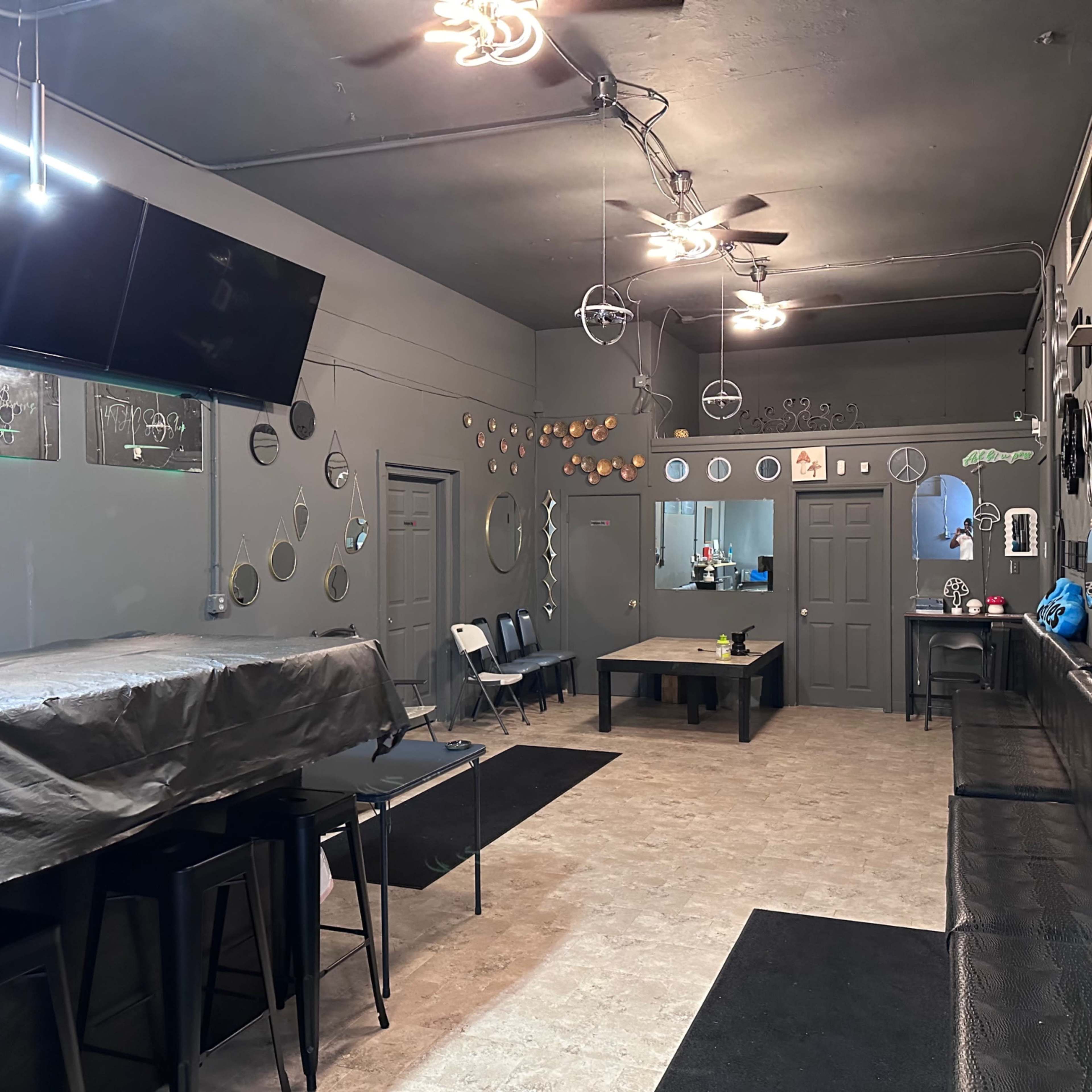 Stylish Venue Perfect For Creative Expression Image in Garfield Heights, Garfield Heights, OH