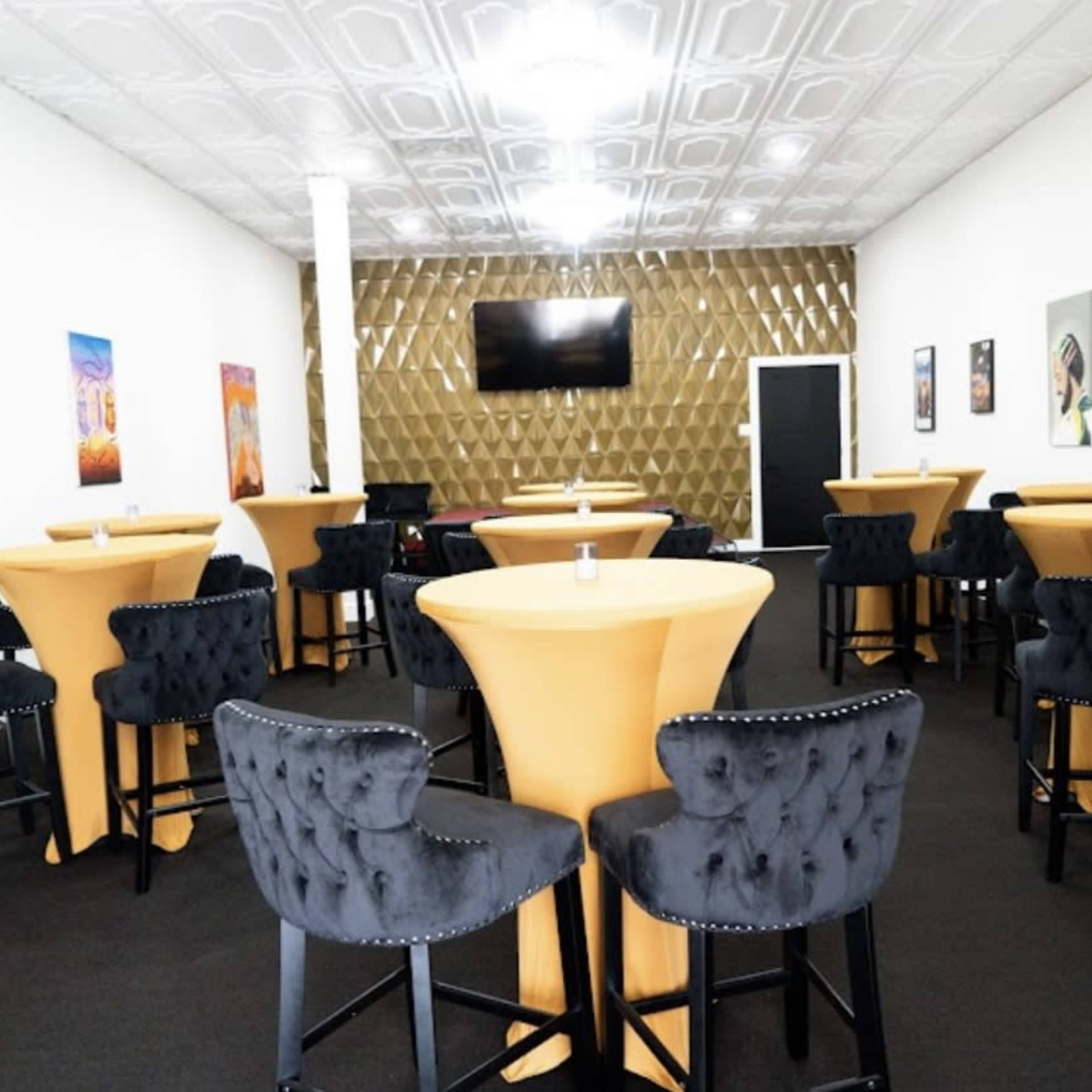 Creative Space for Events, Photographers, and Videographers Image in Greater Heights, Houston, TX