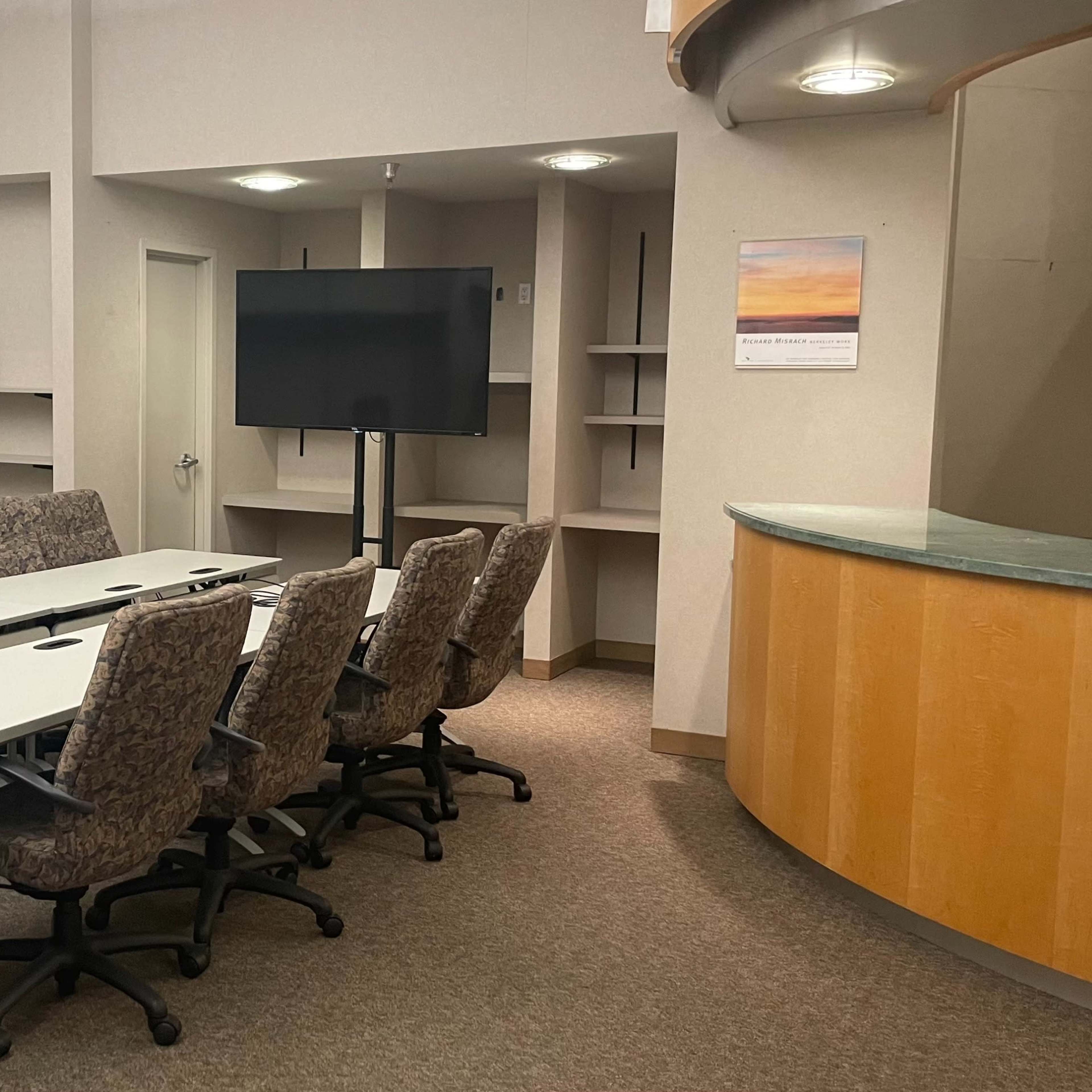 Unique Meeting Room in AMA Executive Conference Center Image in Yerba Buena, San Francisco, CA