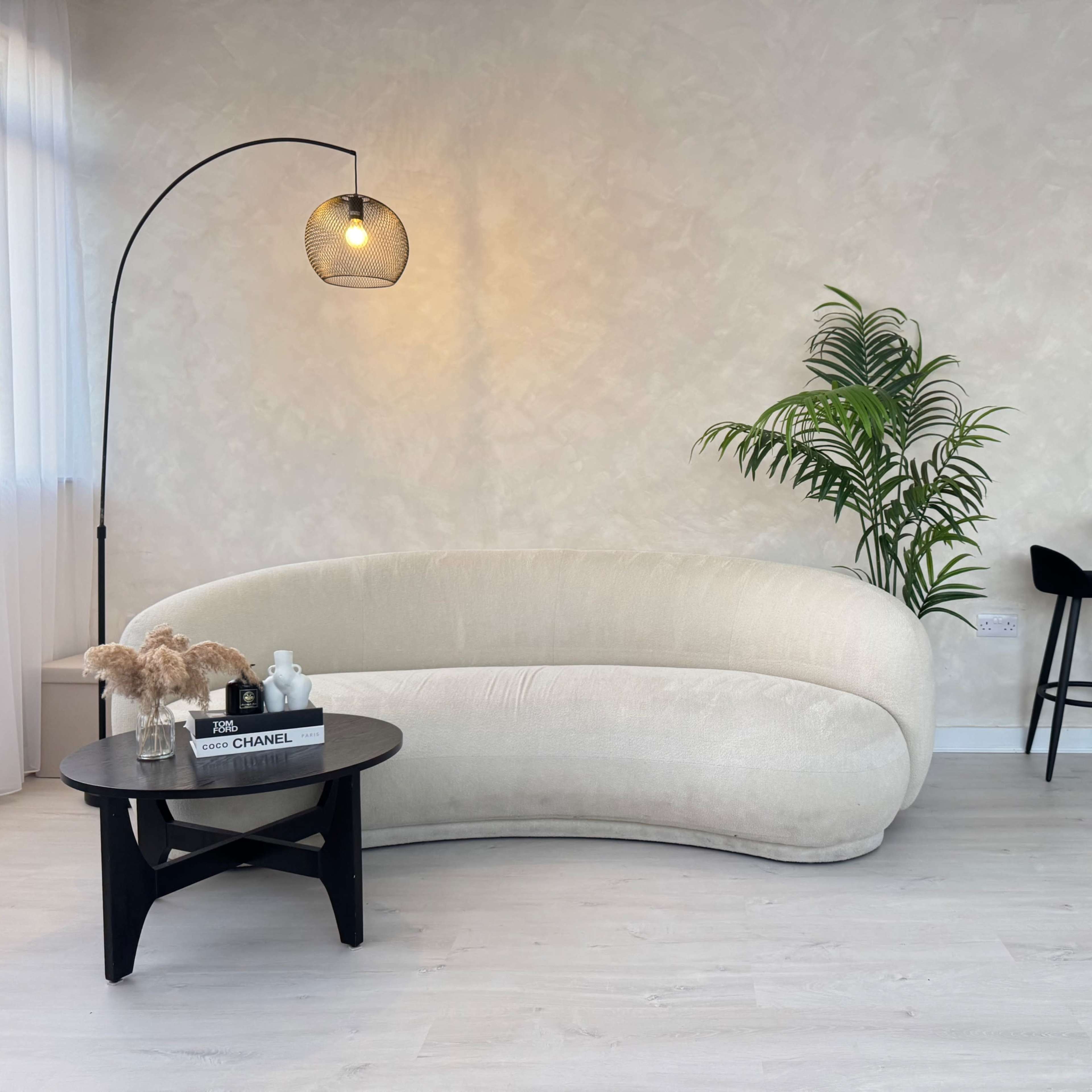 Lifestyle Content Studio with Natural Lighting Image in London, London, England