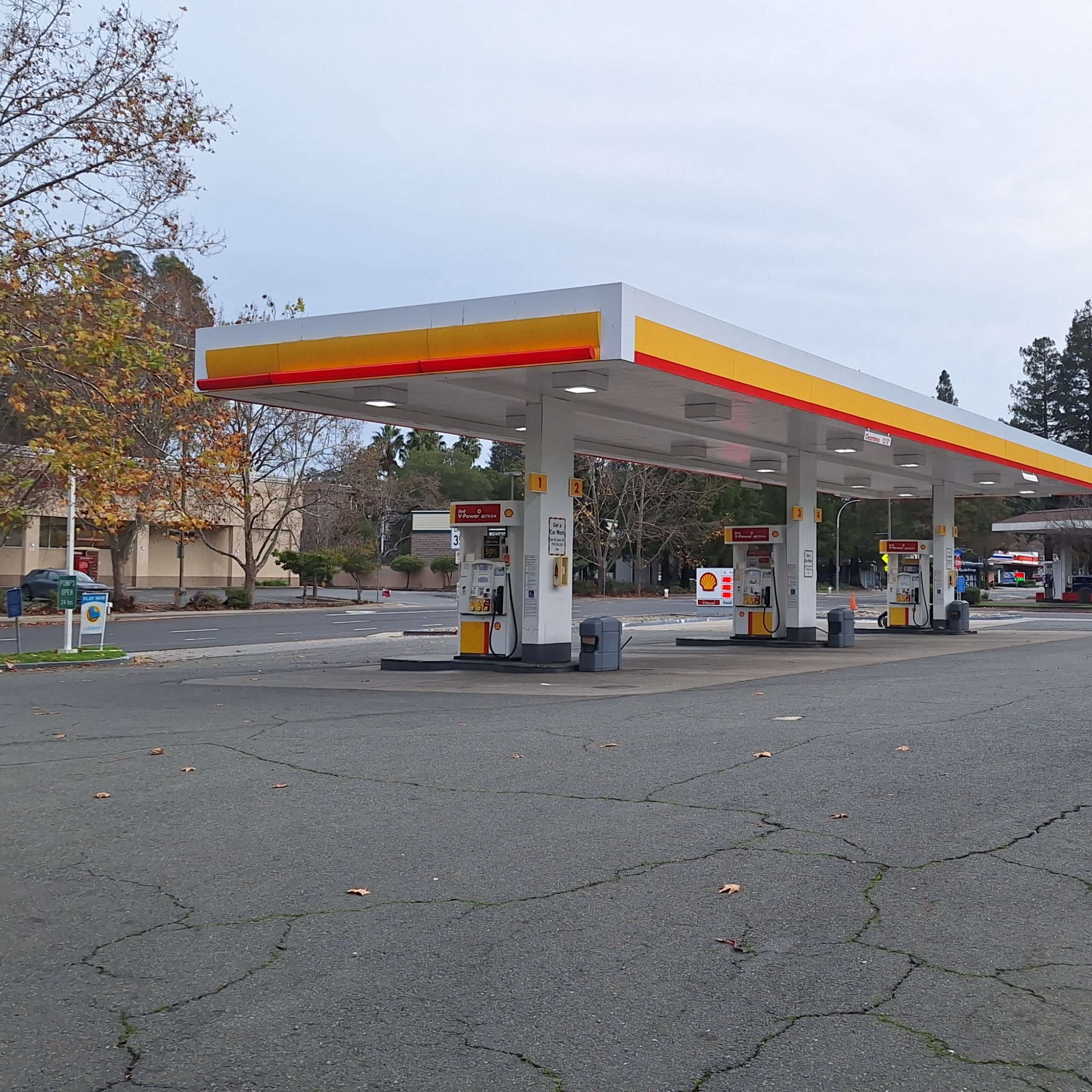 Shell gas and carwash Image in Martinez, Martinez, CA