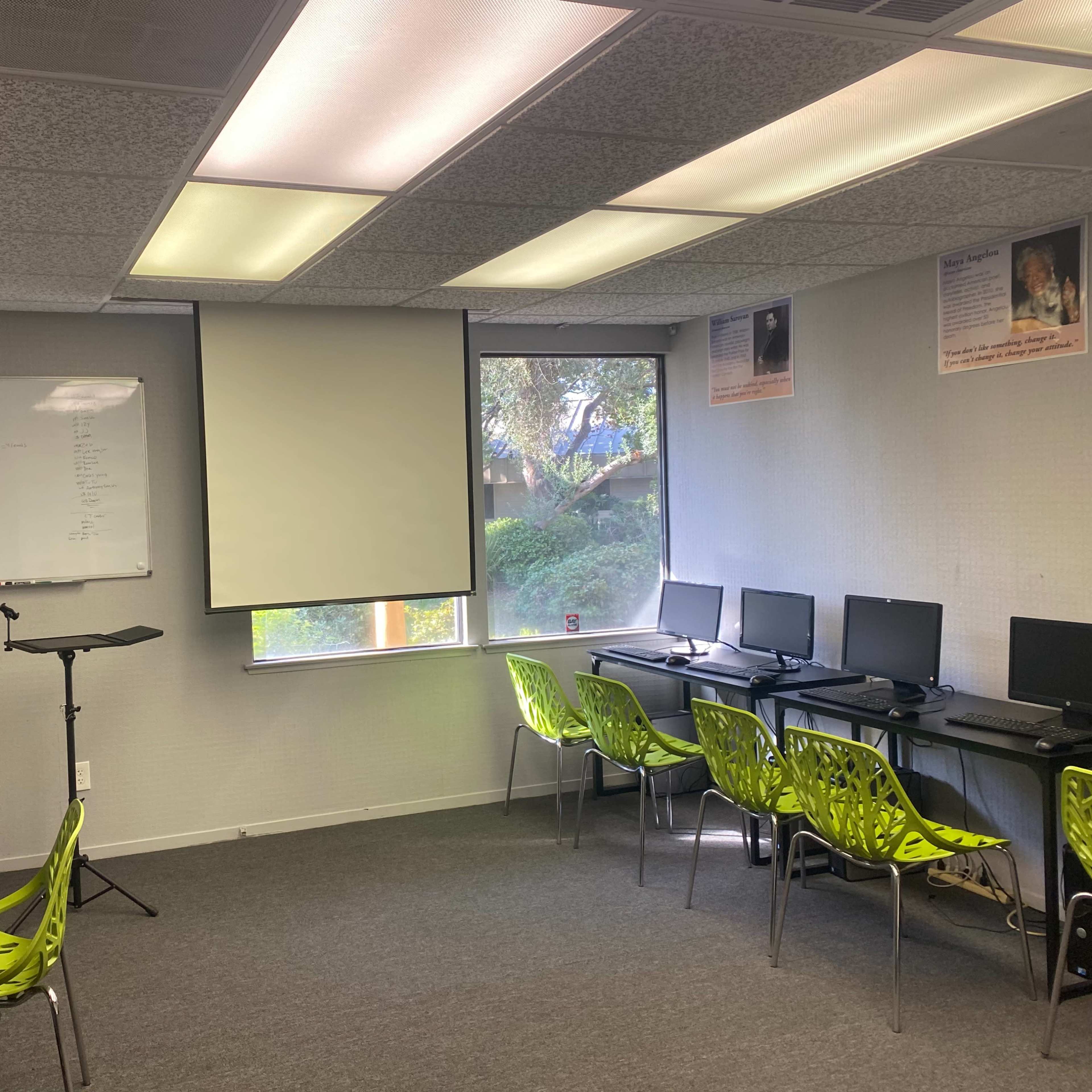 Classroom/Meeting Setting in Commercial Area Image in Fresno, Fresno, CA