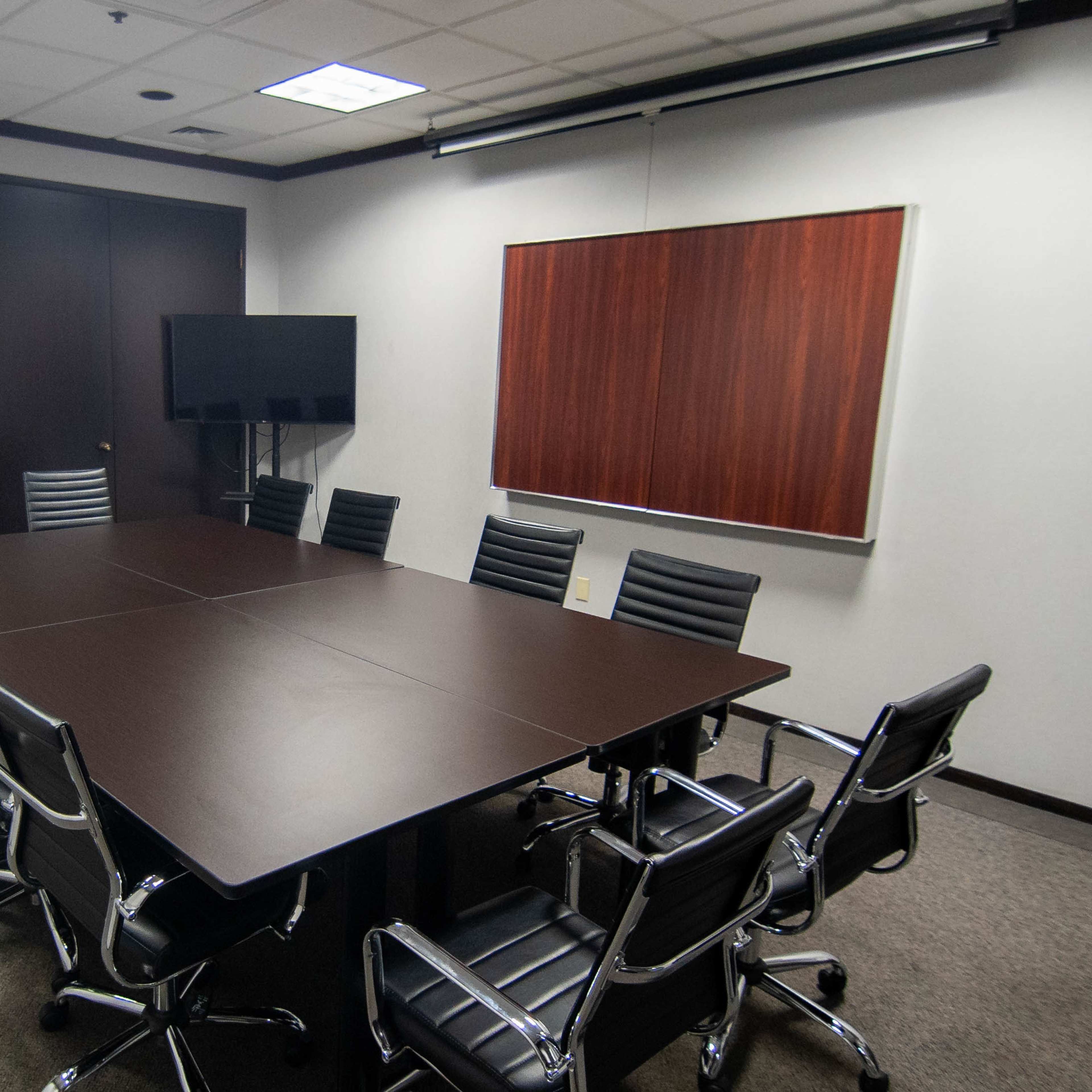 Multipurpose Meeting Space w/ TV in Troy, MI Image in , Troy, MI
