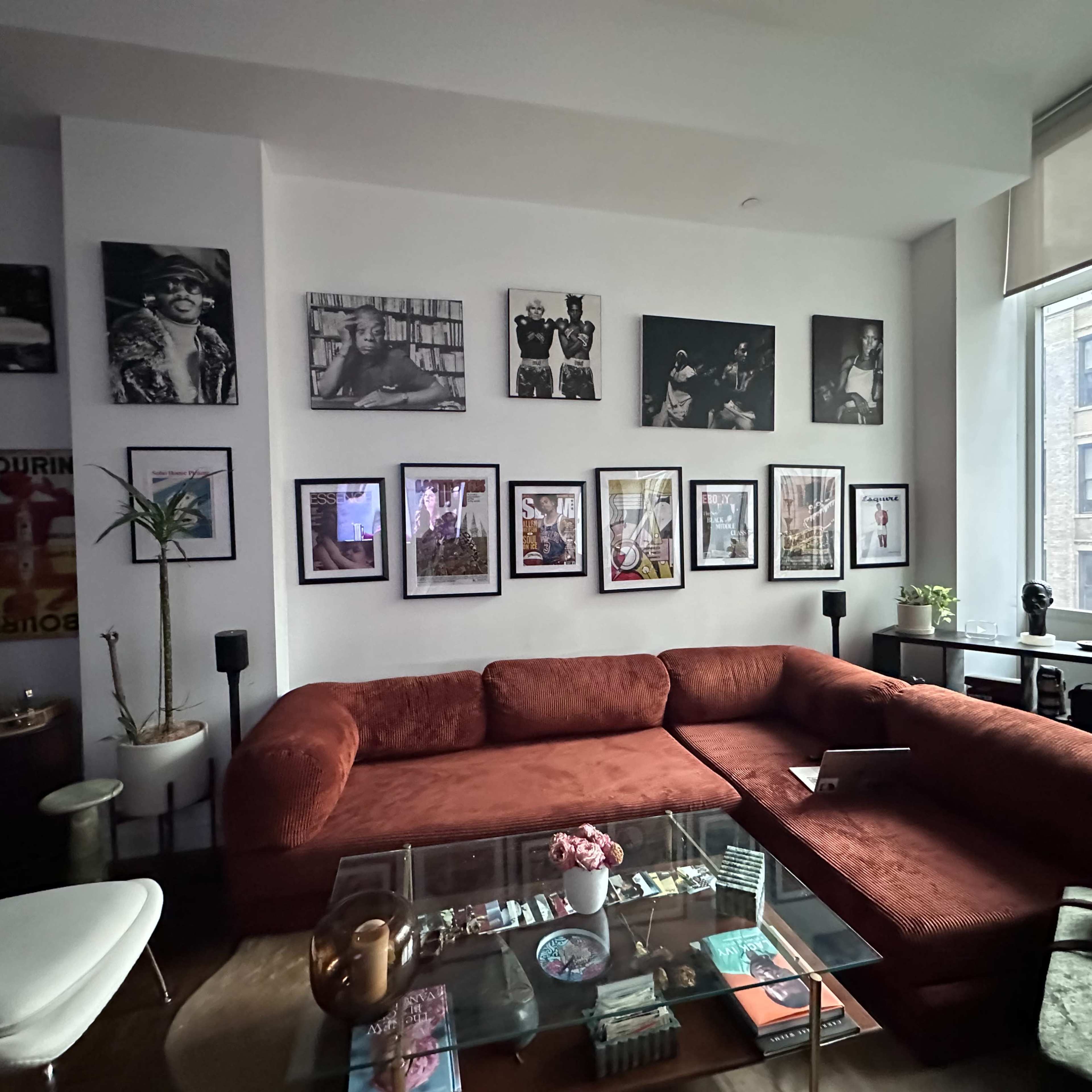 Urban Studio w/ High Ceilings and Music/Cultural Decor Image in Downtown Brooklyn, Brooklyn, NY