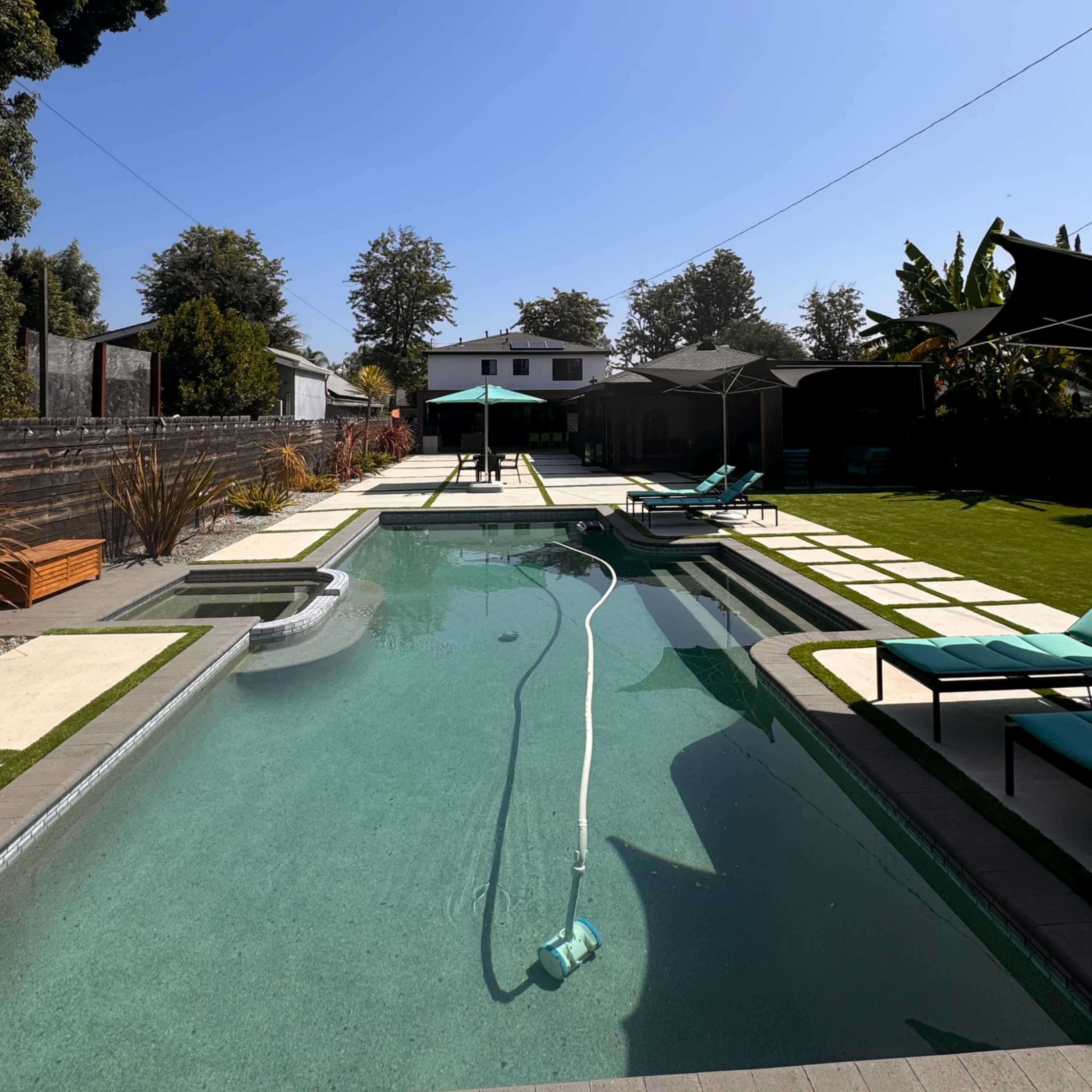 Spectacular Modern backyard & guest house Image in Los Cerritos, Long Beach, CA