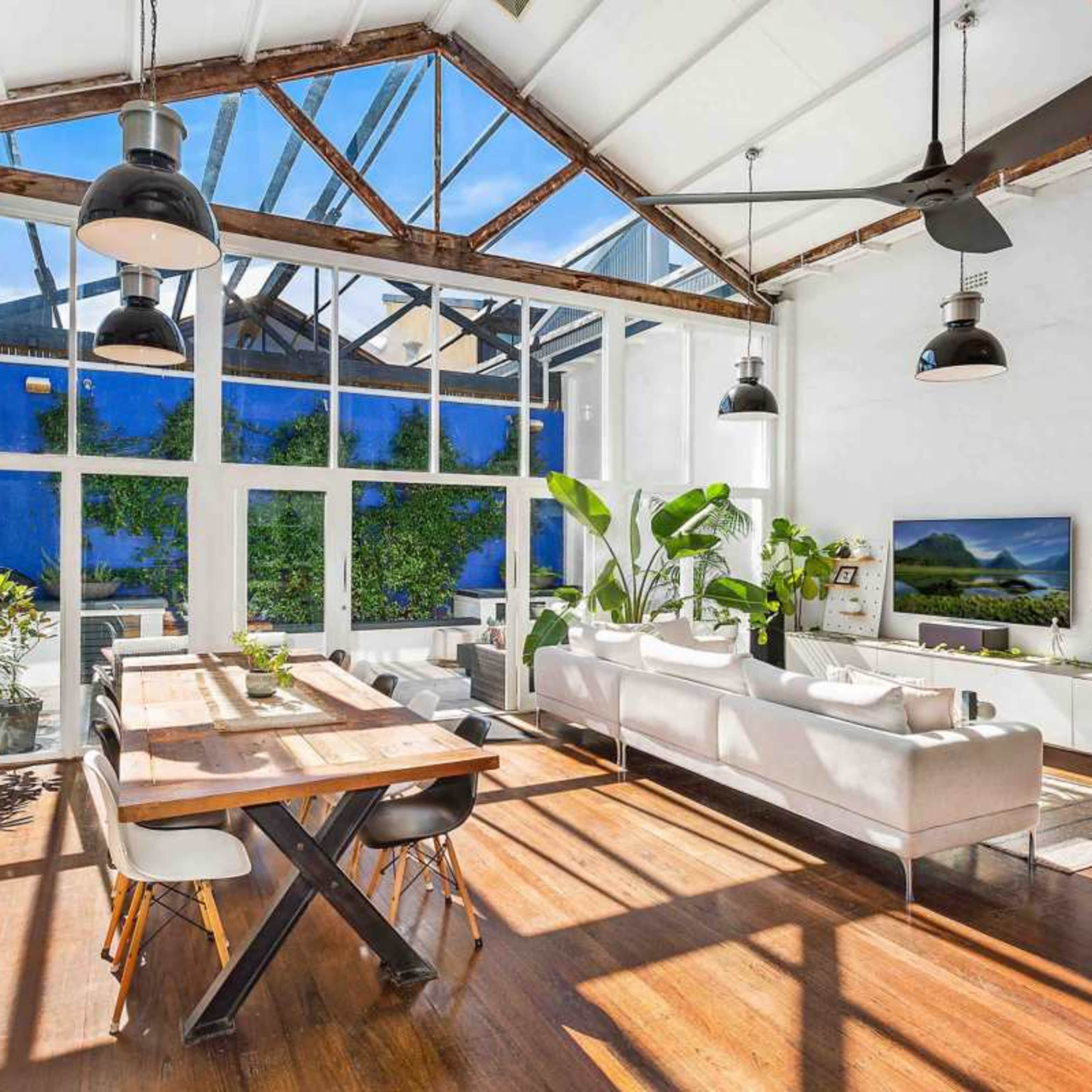 Warehouse with massive ceilings natural light flexible use ideal for shoots Image in Leichhardt, Sydney, NSW