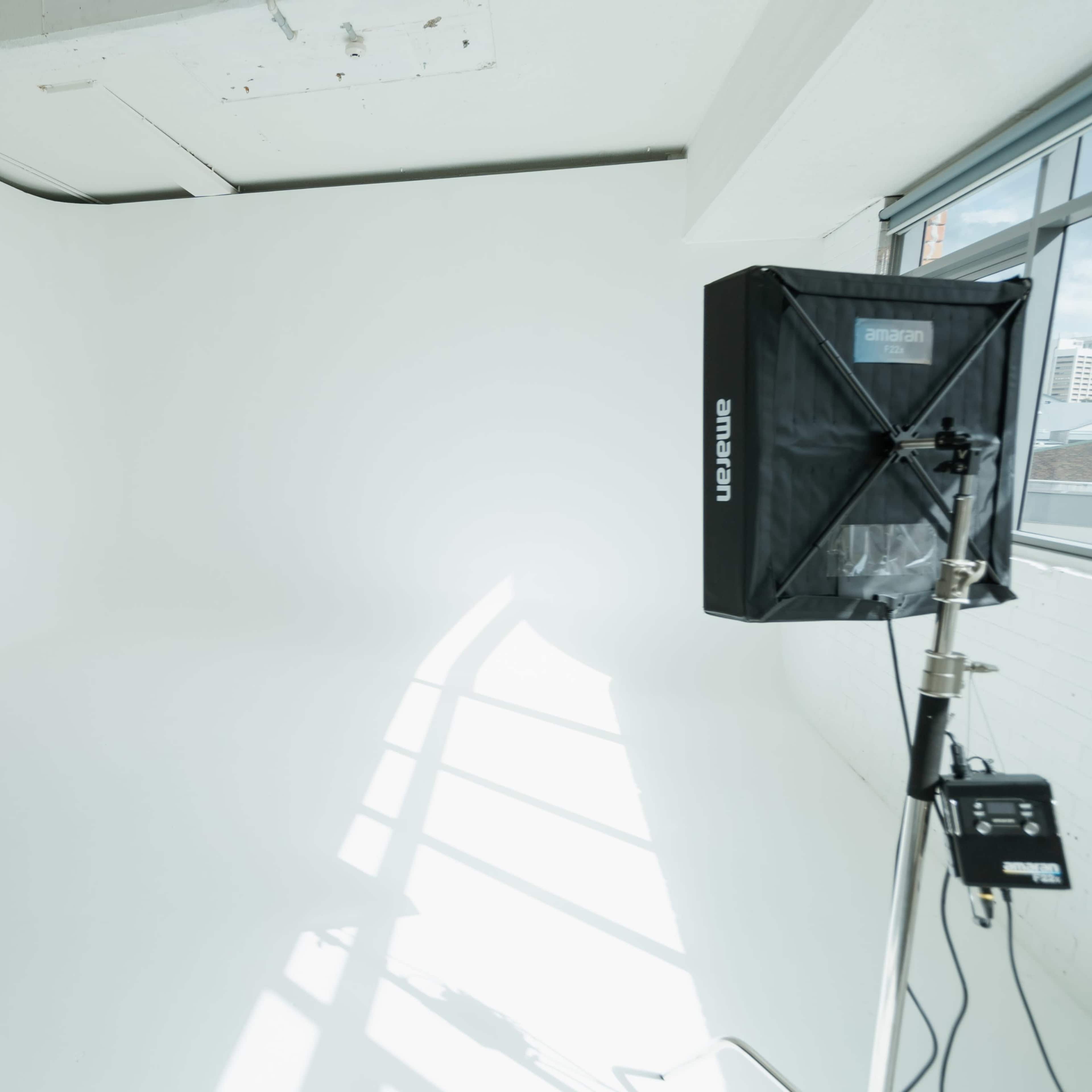 Clean Urban Photo/Video Studio, lots of extras! Image in Fortitude Valley, Brisbane, QLD