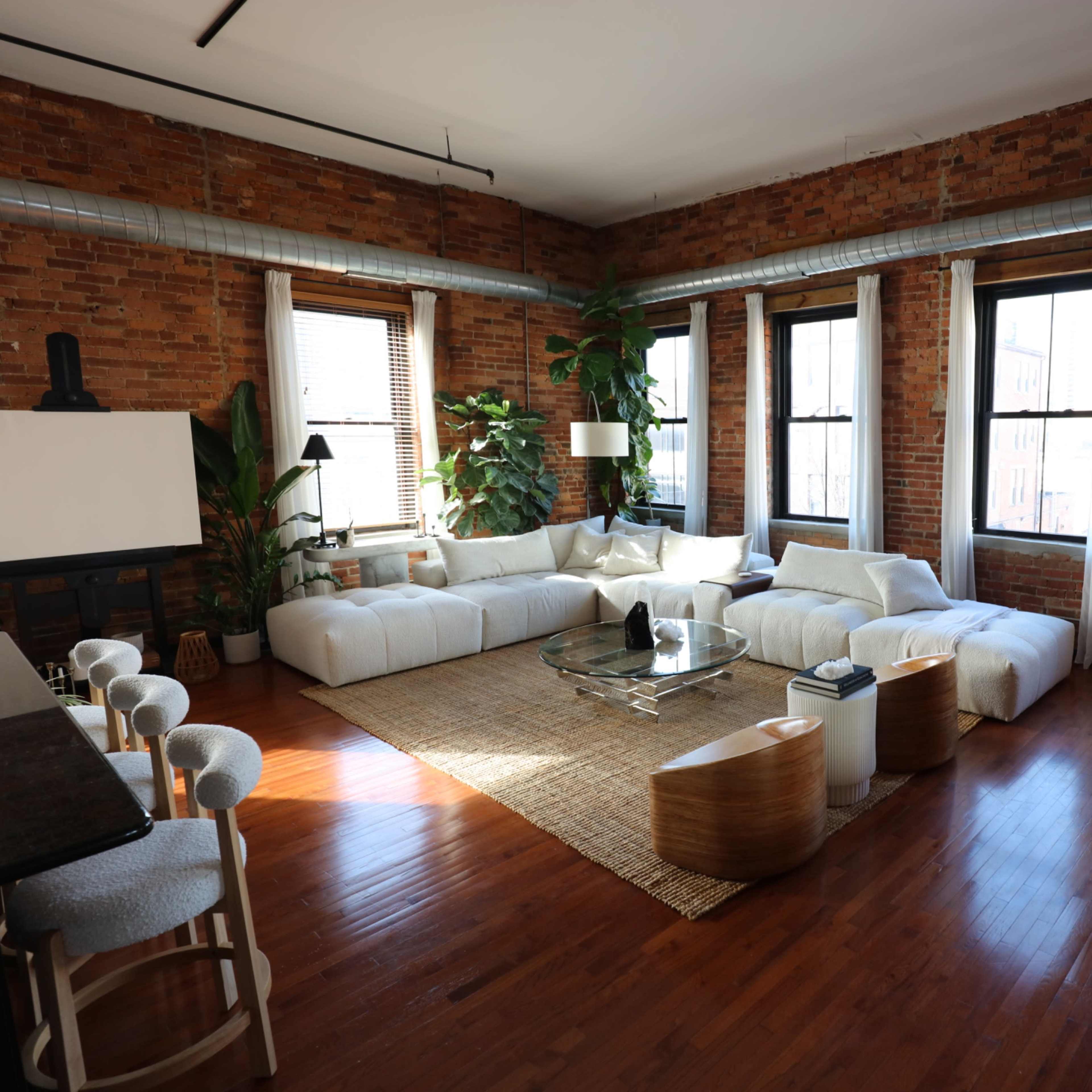Downtown Industrial Brick Loft Image in Downtown, Columbus, OH