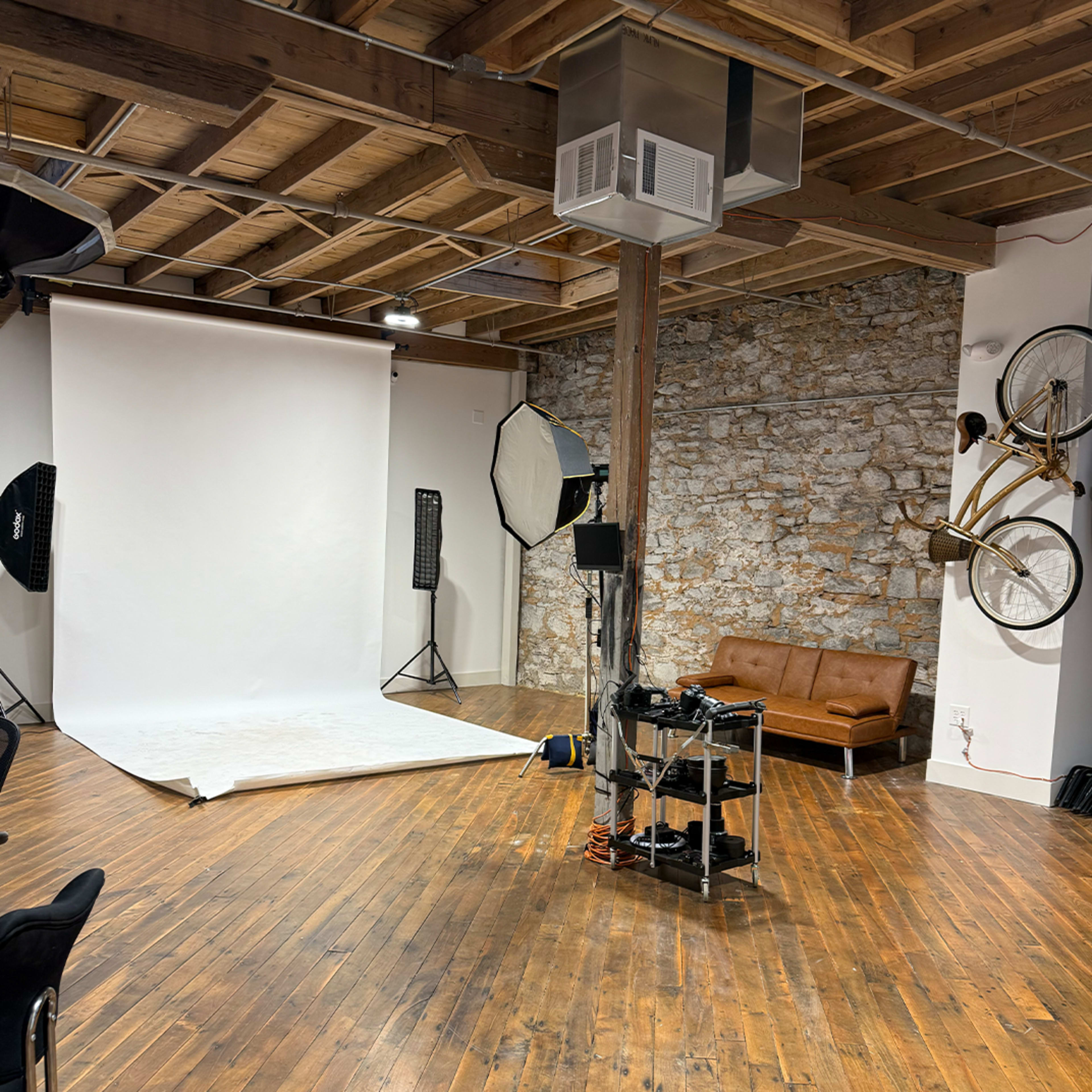 VS Studios Image in Pittsburgh, Atlanta, GA