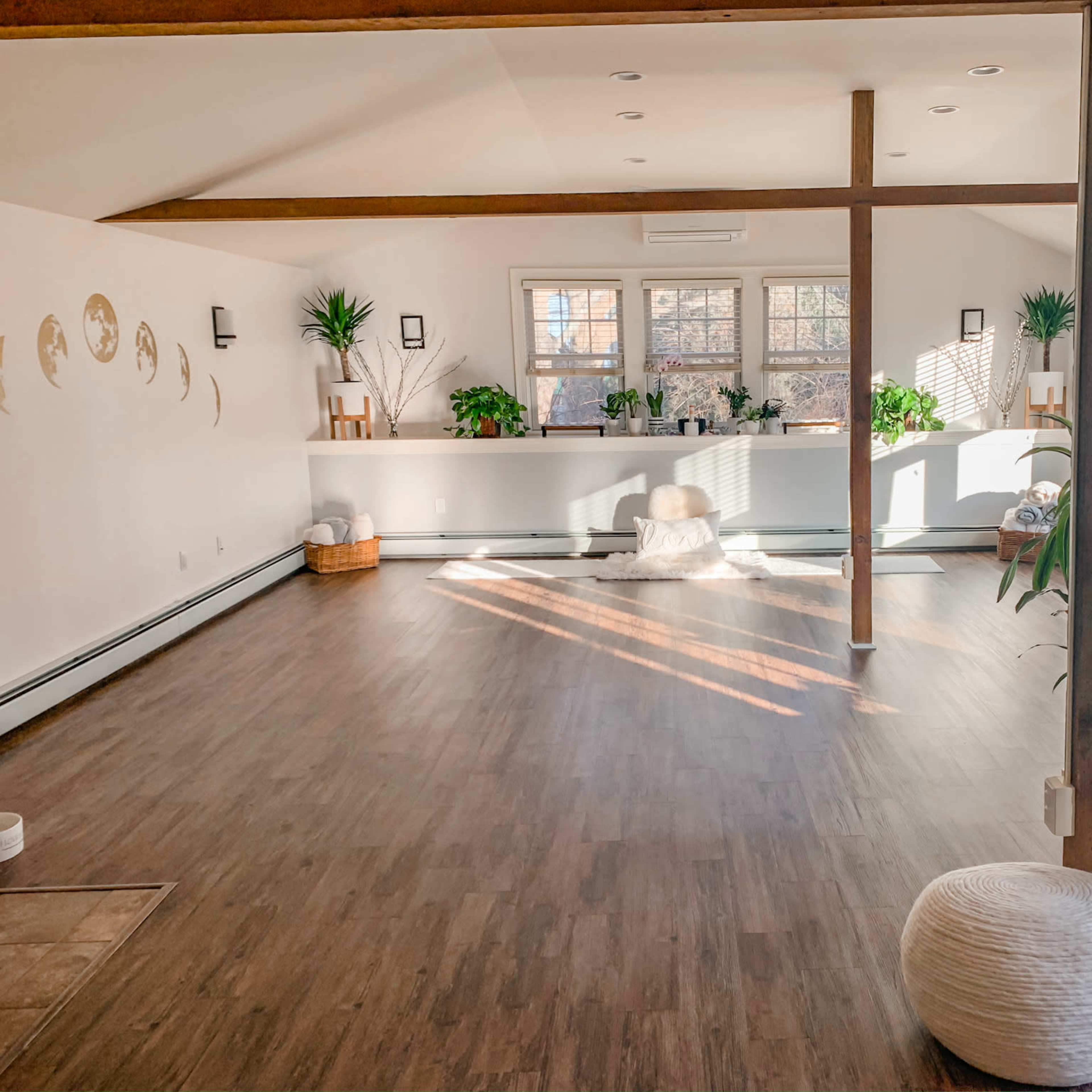 Warm Wellness Studio Image in Portsmouth, Portsmouth, RI