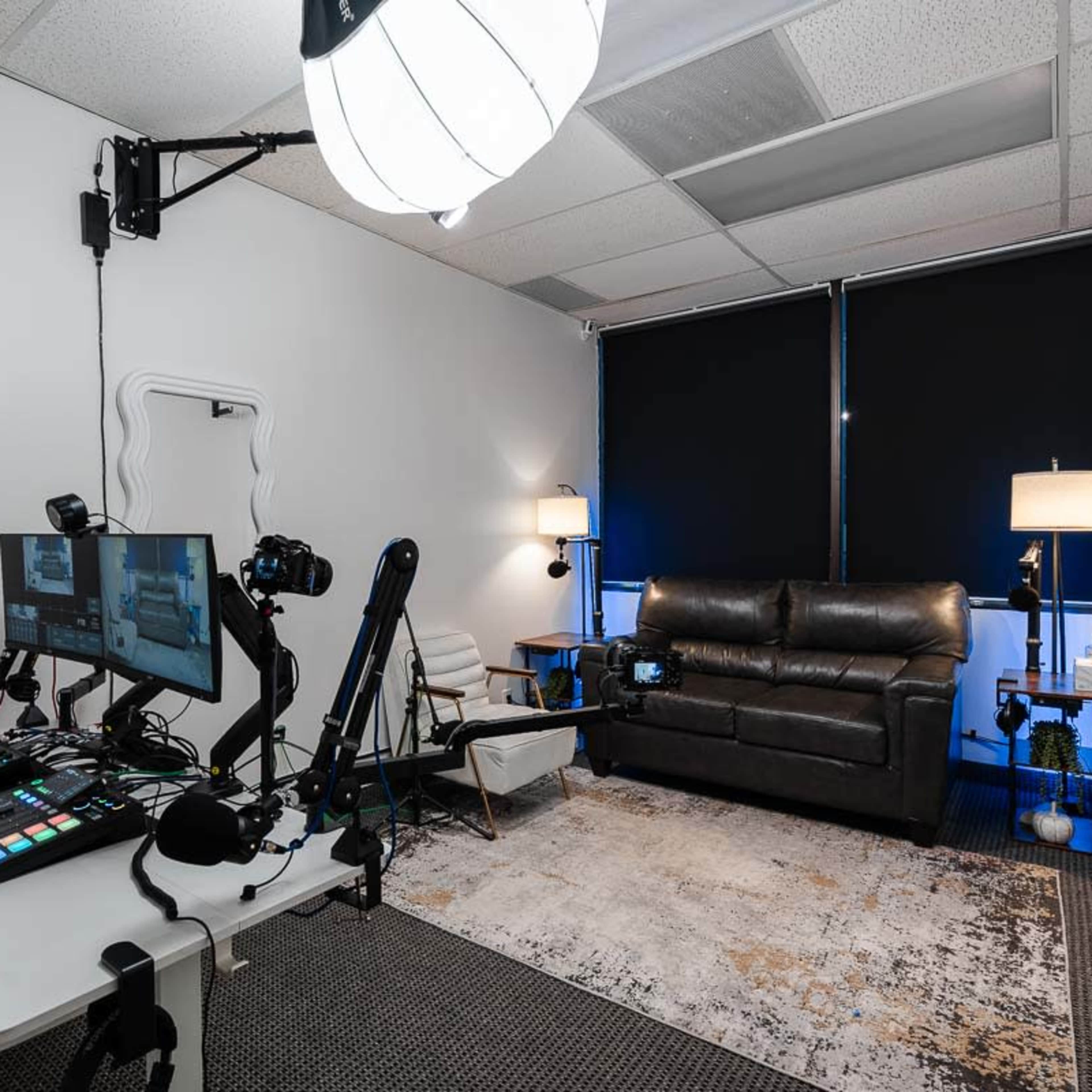 Video Podcast and Photo Studio In North Dallas With Equipment Included. Image in Northwest Dallas, Dallas, TX