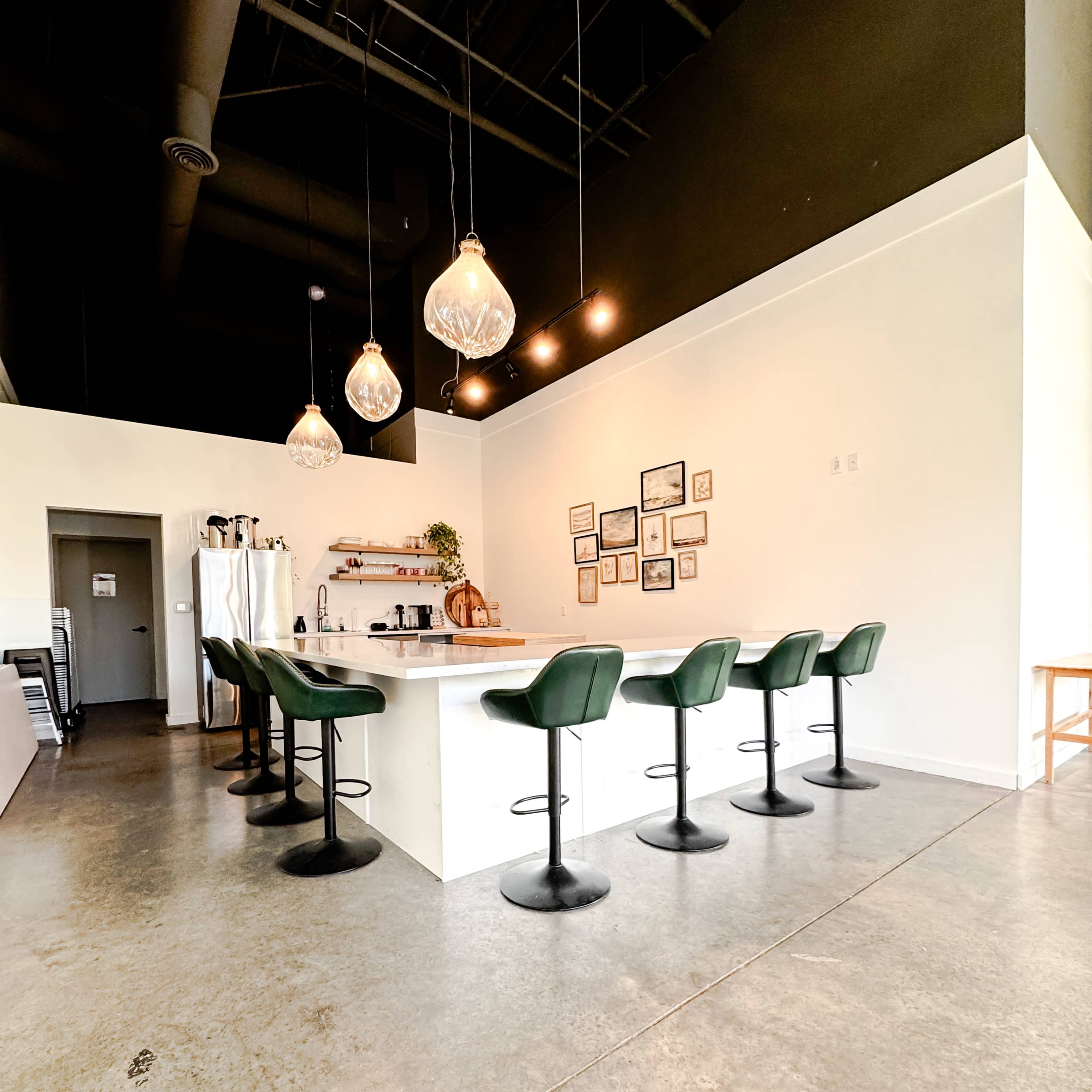 Boutique Event and Photo Studio Image in Gig Harbor, Gig Harbor, WA