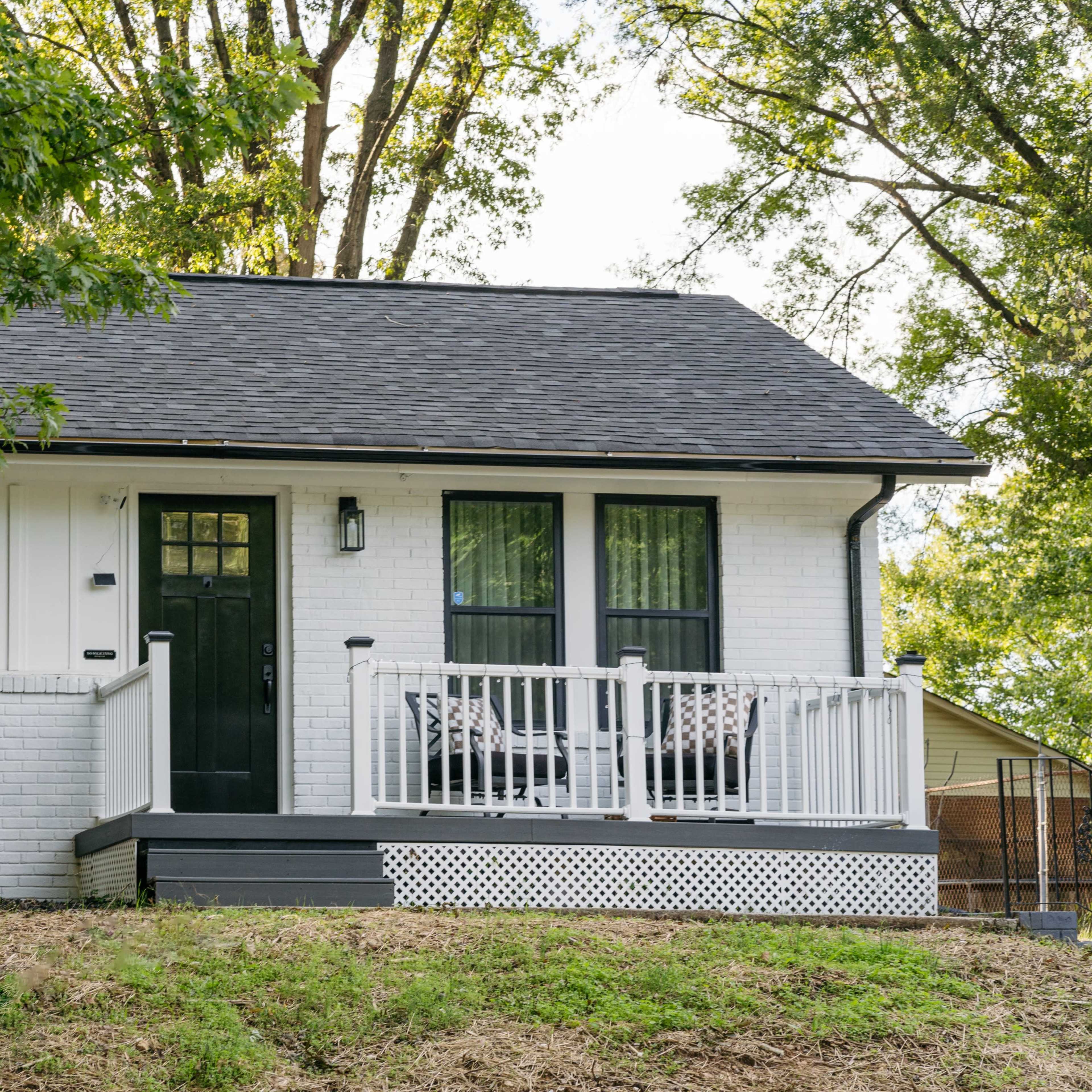 Buen Dia Home & Creative Space Image in Firestone - Garden Park, Charlotte, NC