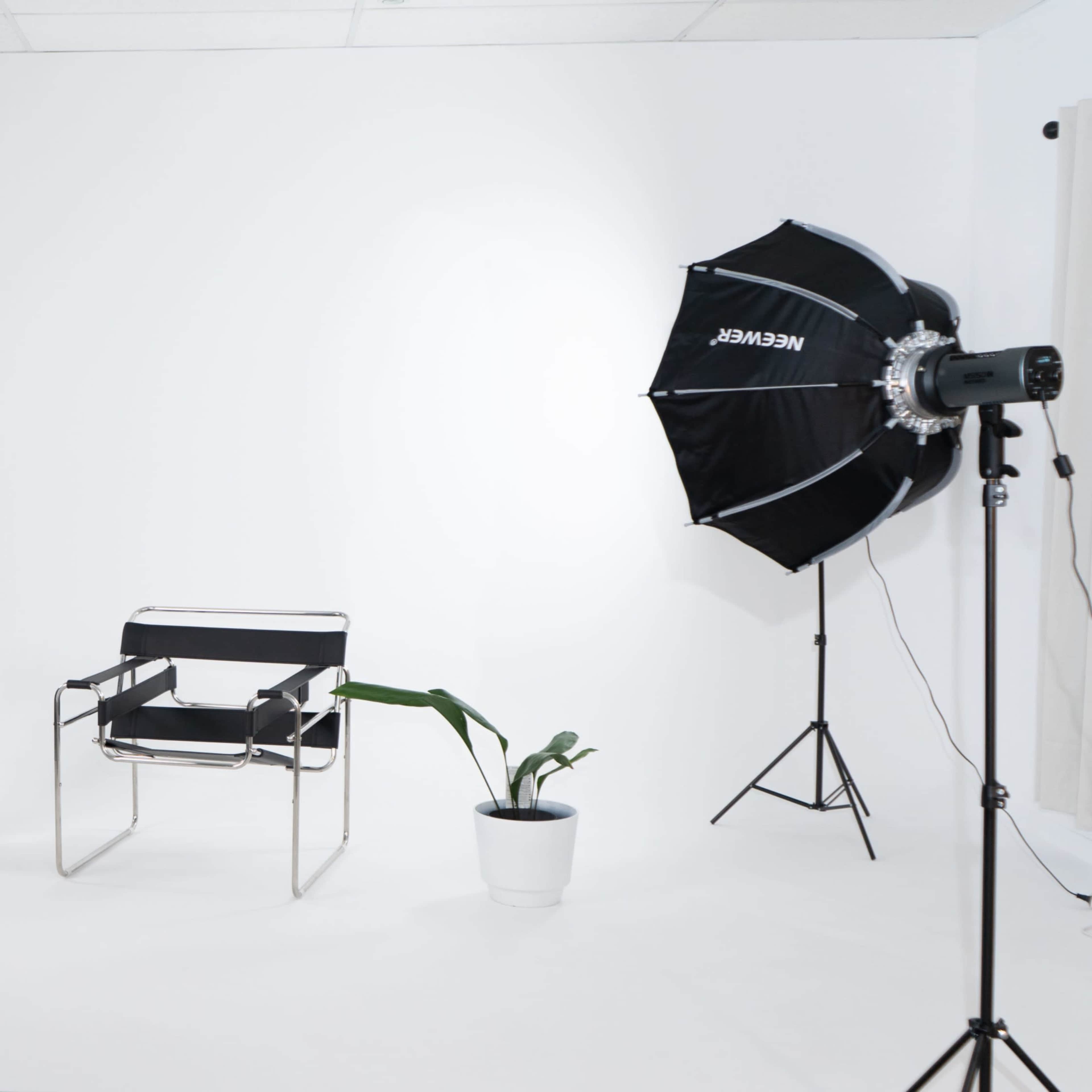 Clean Creative Space with Large Cyc Wall in a PRIME location Image in Windsor, Melbourne, VIC