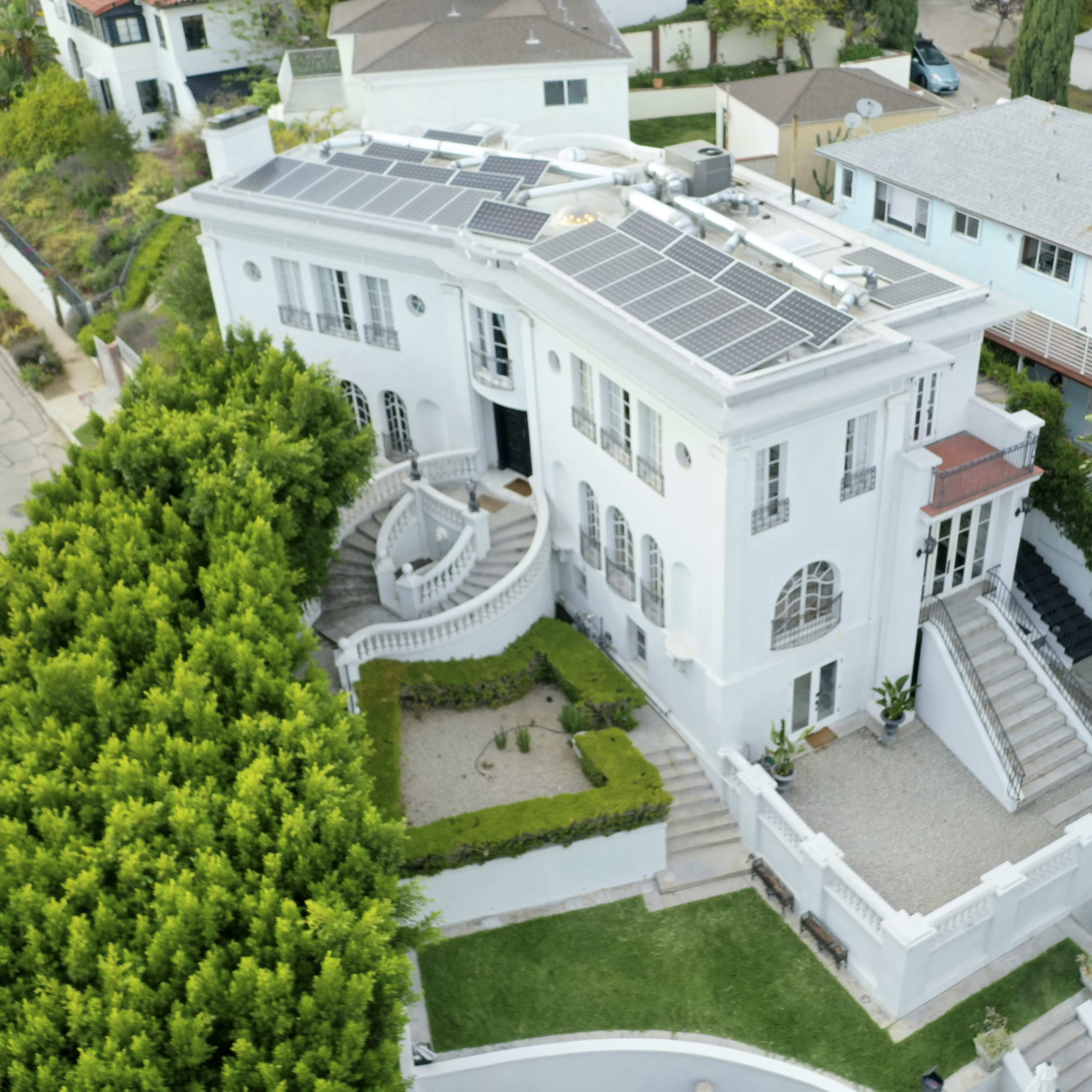 ARCHITECTURAL GEM: VIEWS & GARDENS Image in Central LA, Los Angeles, CA