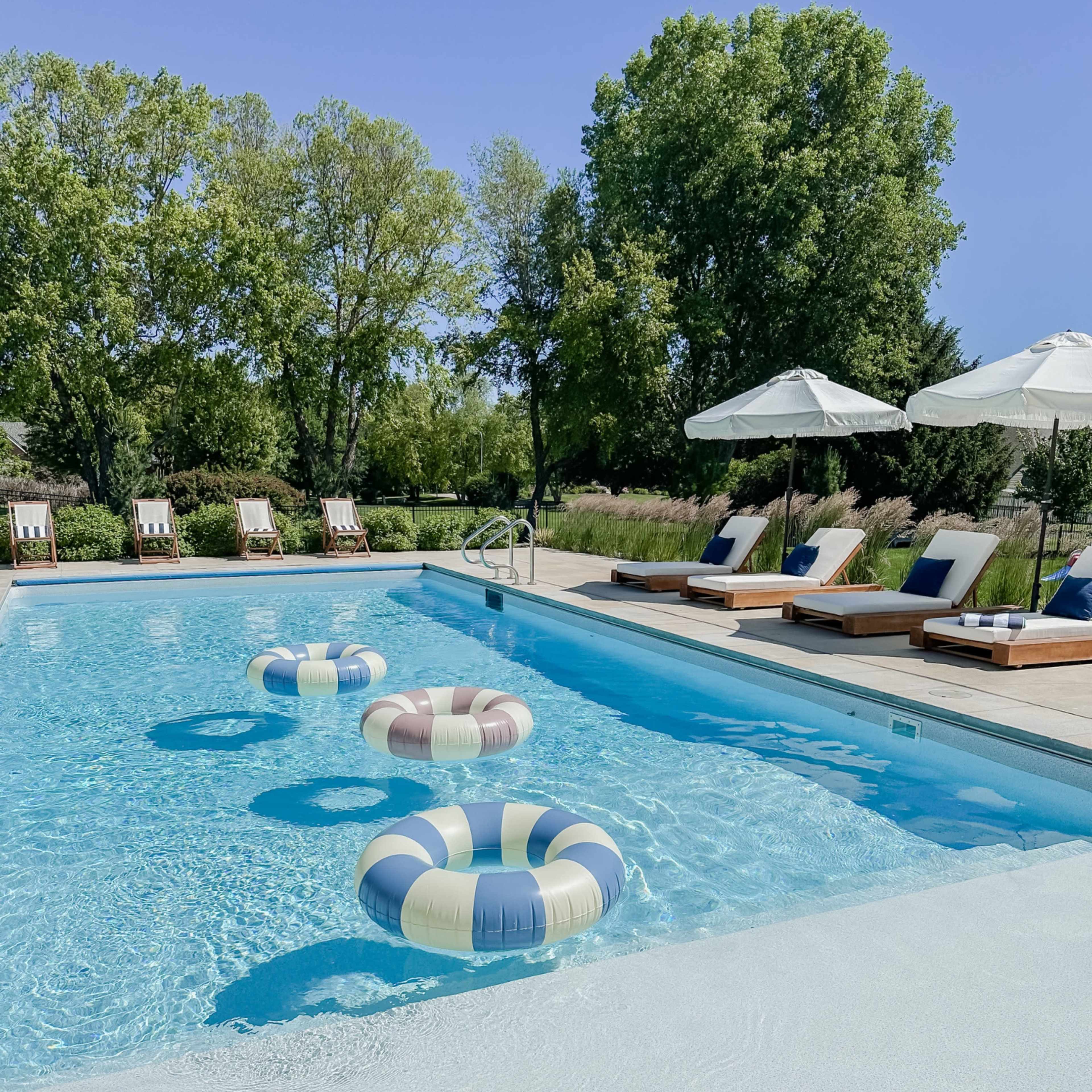 Midwest Coastal Resort Image in Elkhorn, Omaha, NE