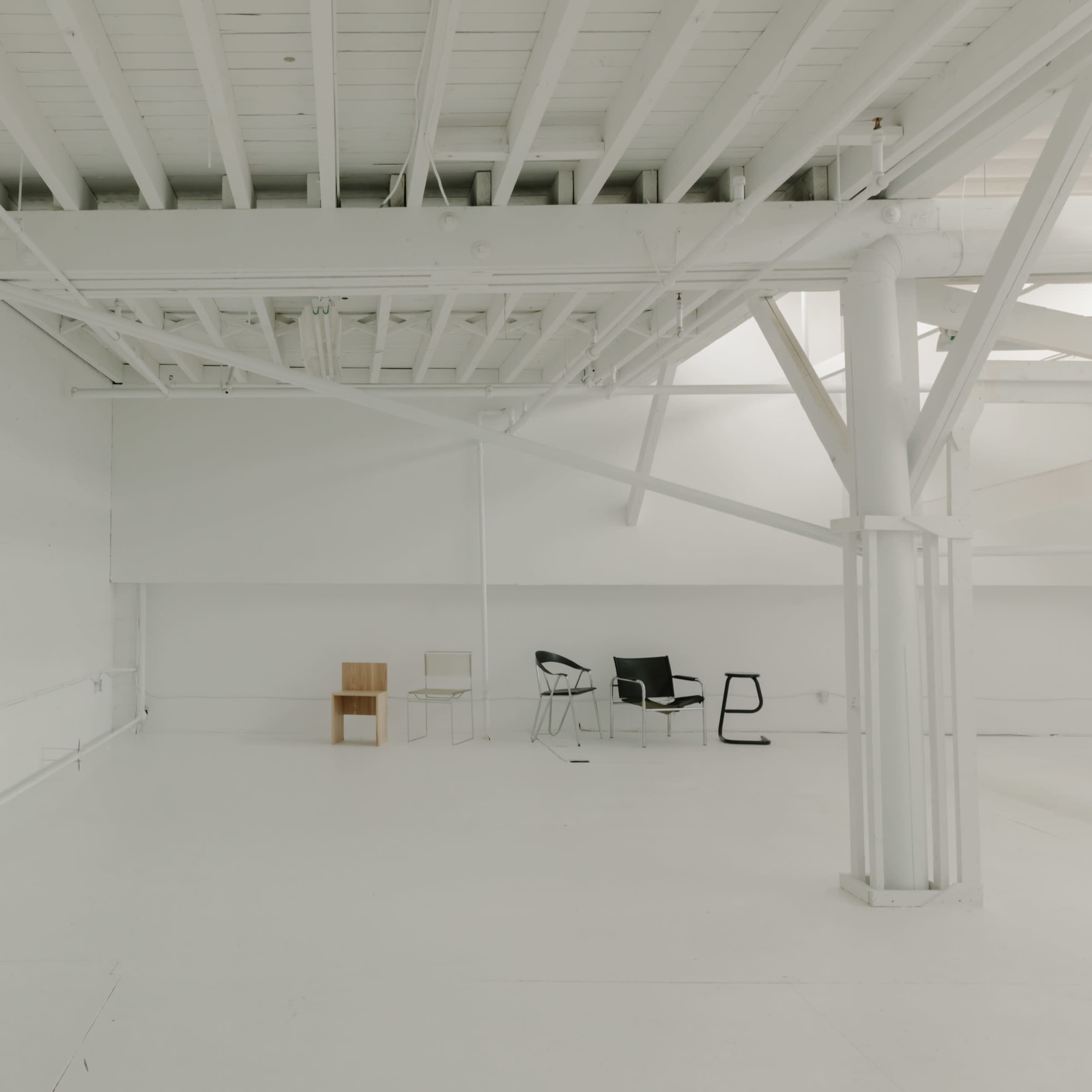 Unique bright mezzanine space with natural light Image in Vancouver, Vancouver, BC