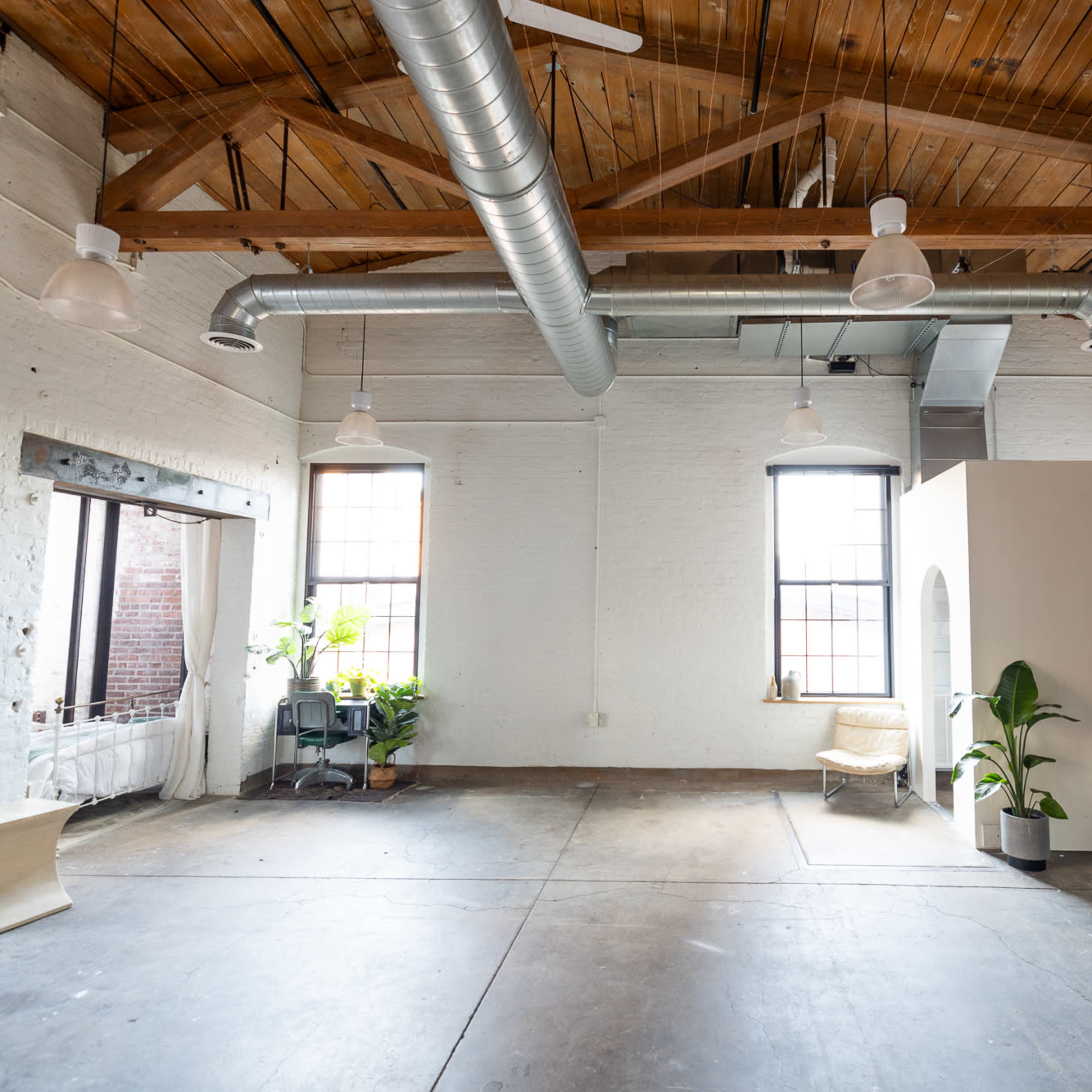 Picture of For Rent: Standard 4-bedroom Penthouse, Lugbe District, Abuja - ₦ ...