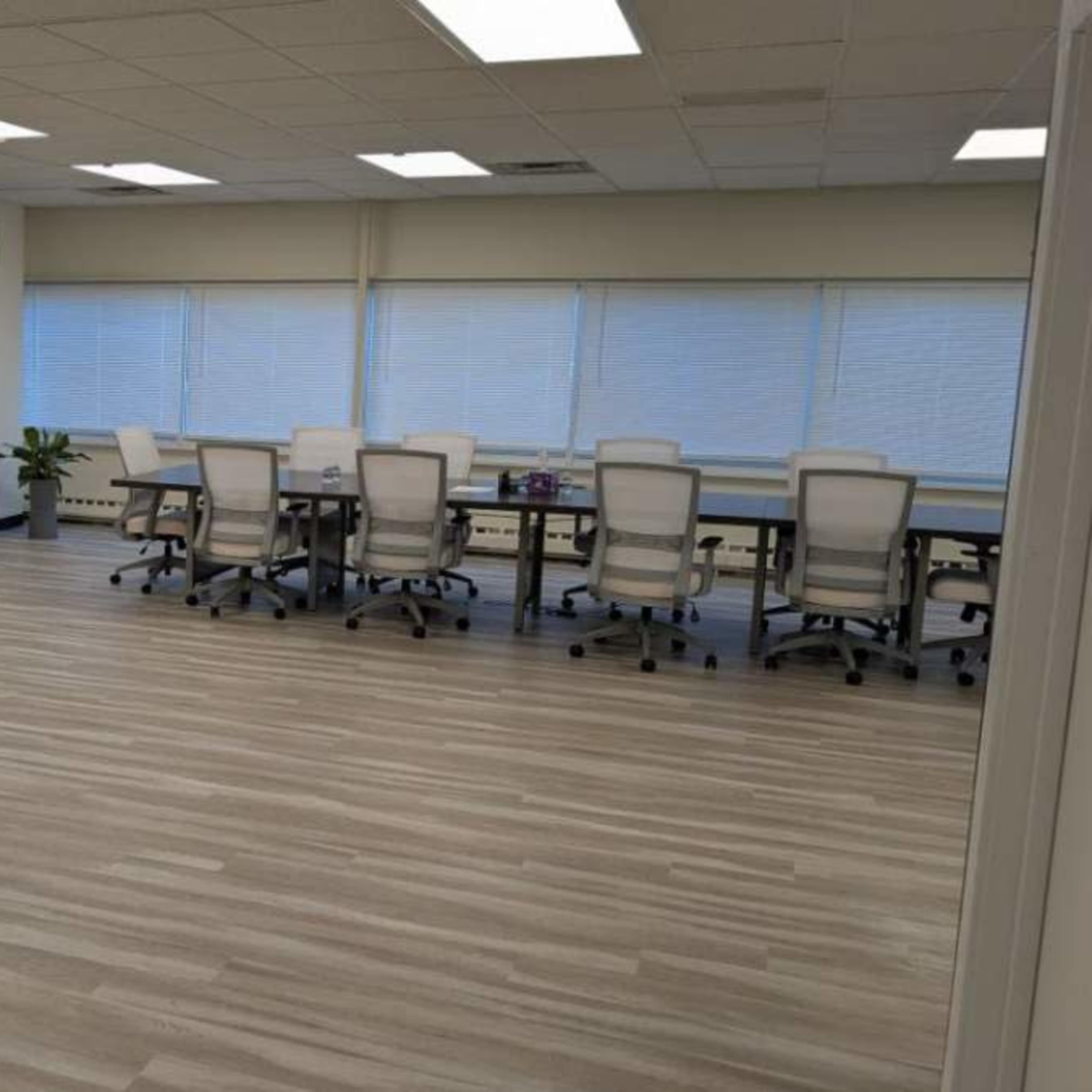 Meeting Space Image in York Township, Lombard, IL