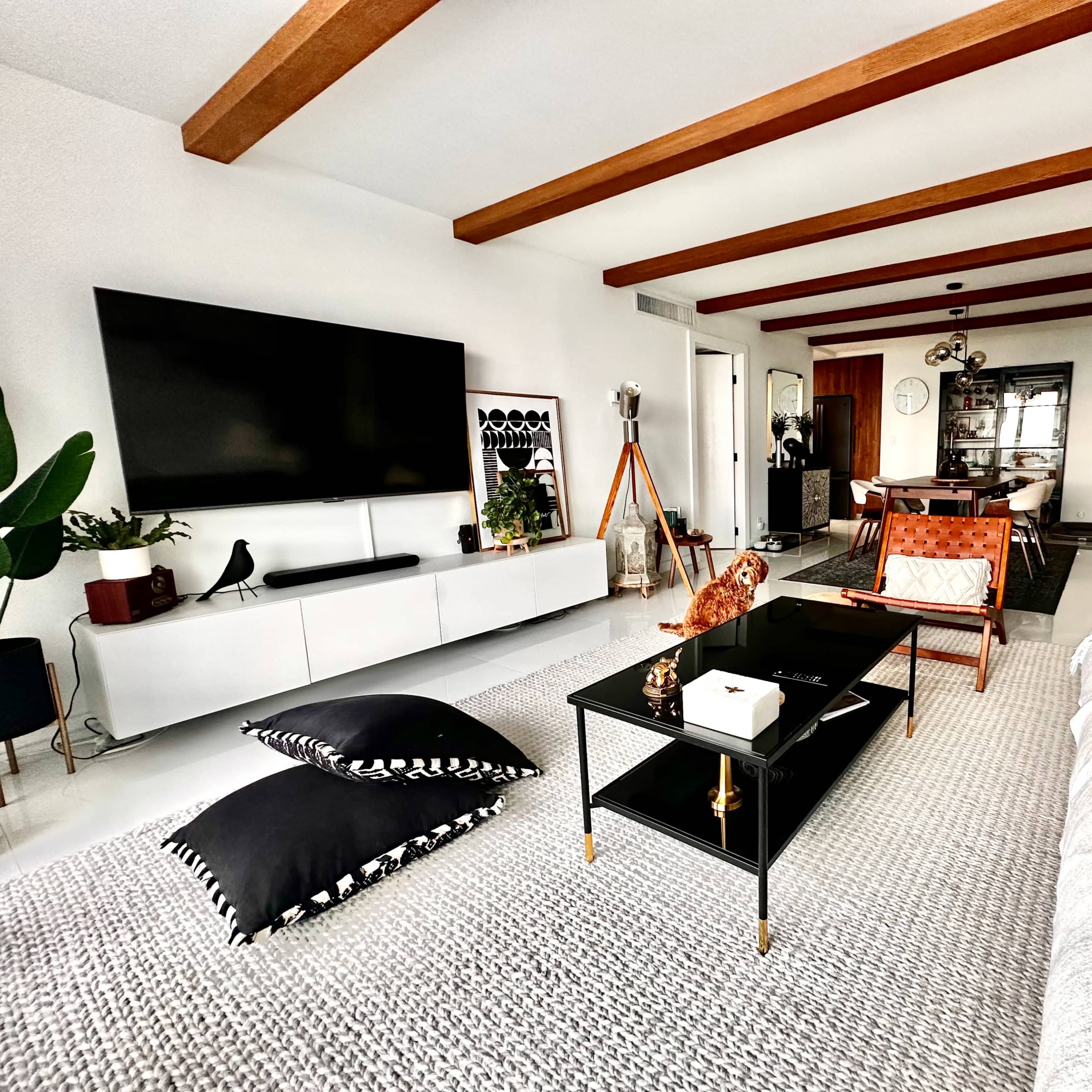 Stunning Luxury Waterfront Apartment in Miami – Perfect for Film & Photo Shoots Image in North Beach, Miami, FL