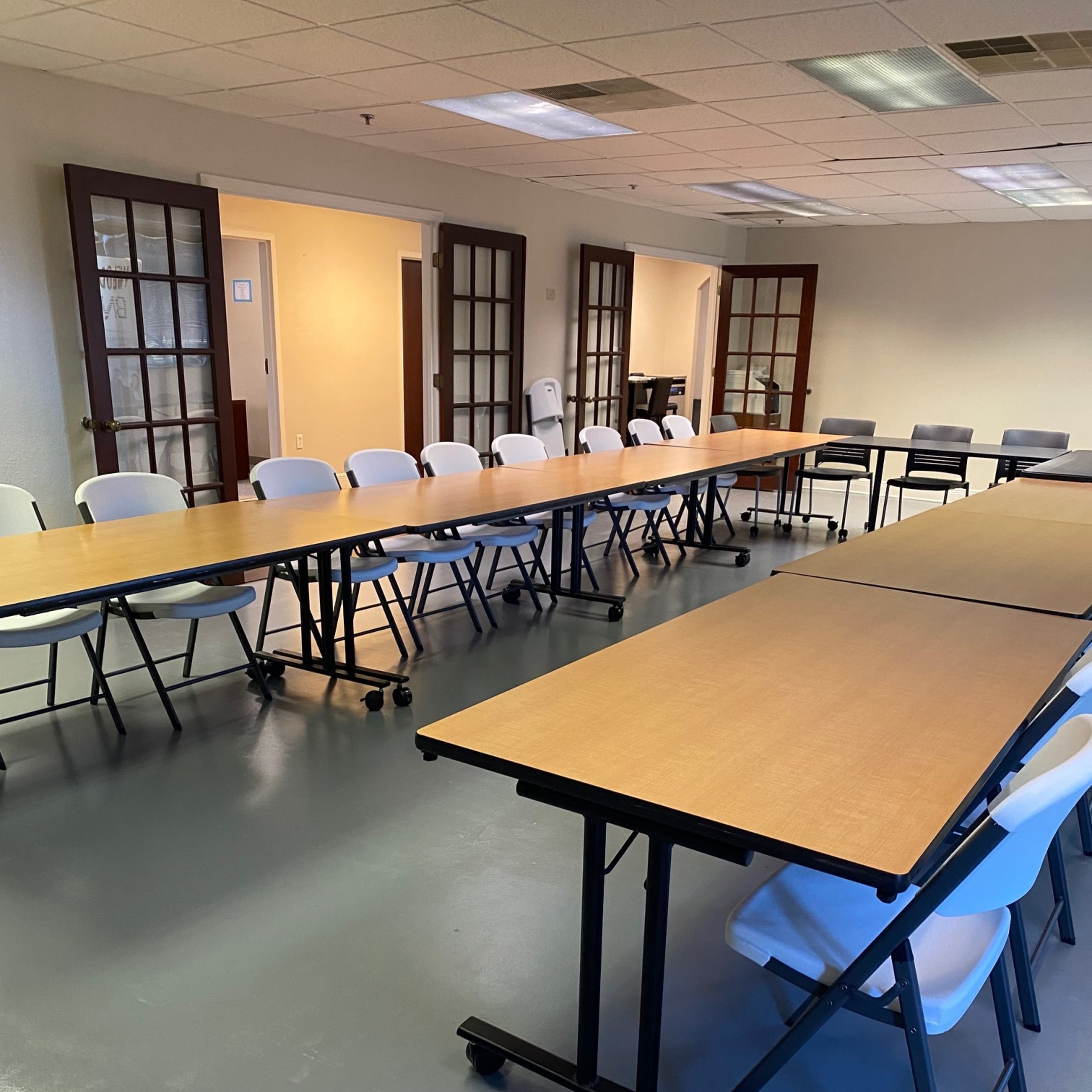 The Brantley Meeting Room at Sweetwater Pointe Image in Wekiwa Springs, Wekiwa Springs, FL