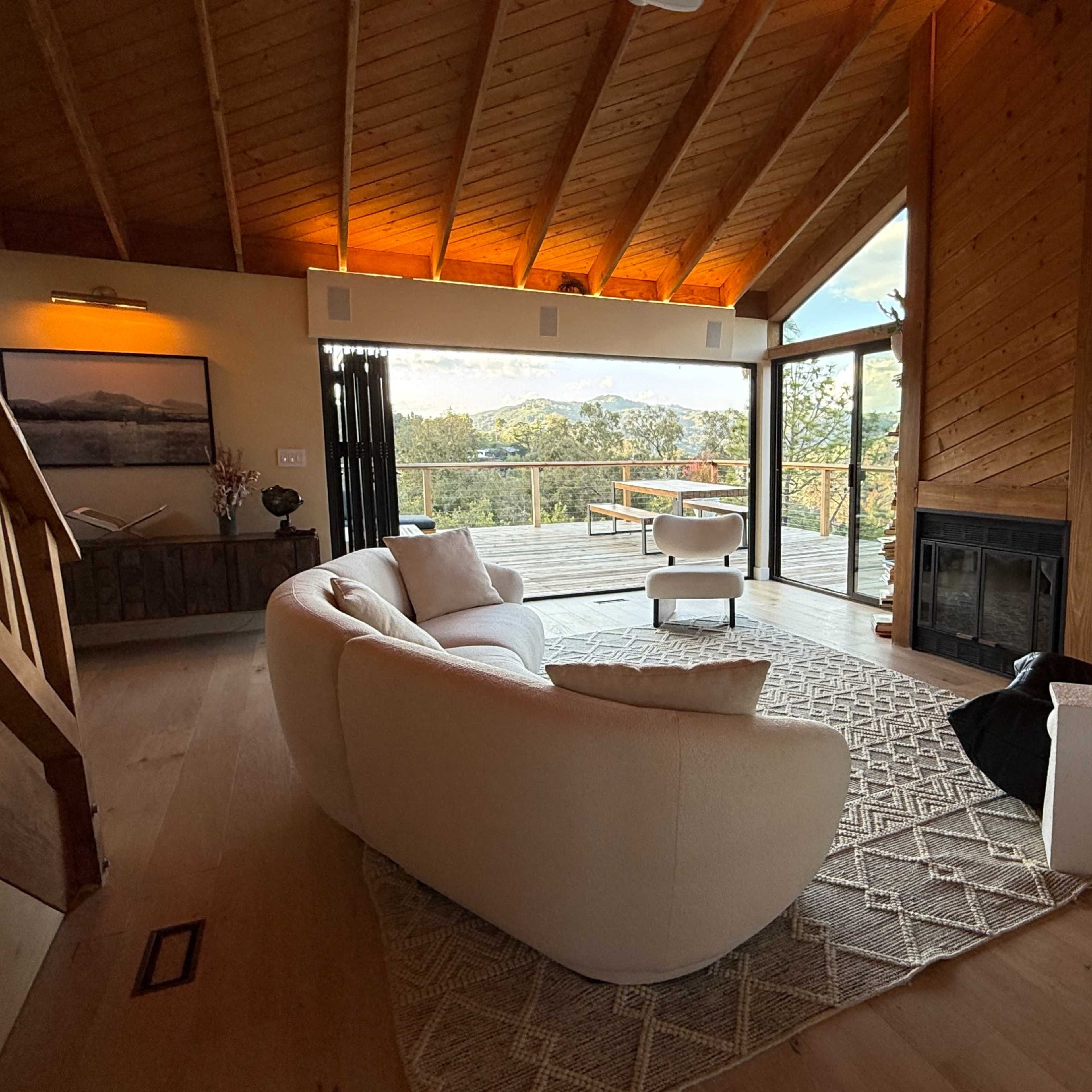 Topanga House – A Breathtaking Filming & Photography Location Image in Fernwood, Los Angeles County, CA
