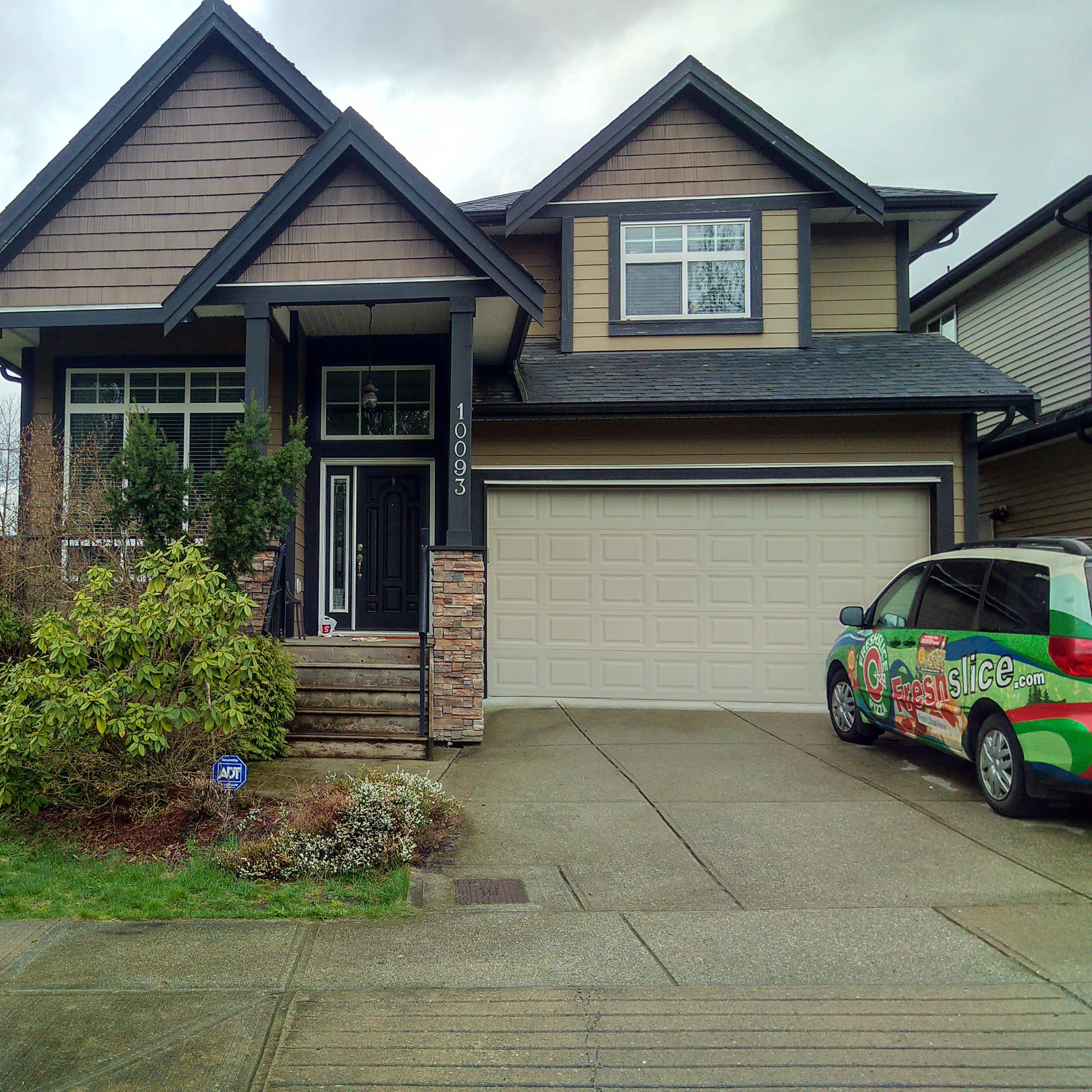 Spacious and Versatile Family House in Quiet Residential Area with Wooded Area Nearby. Large Backyard and Sideyard. Image in Maple Ridge, Maple Ridge, BC