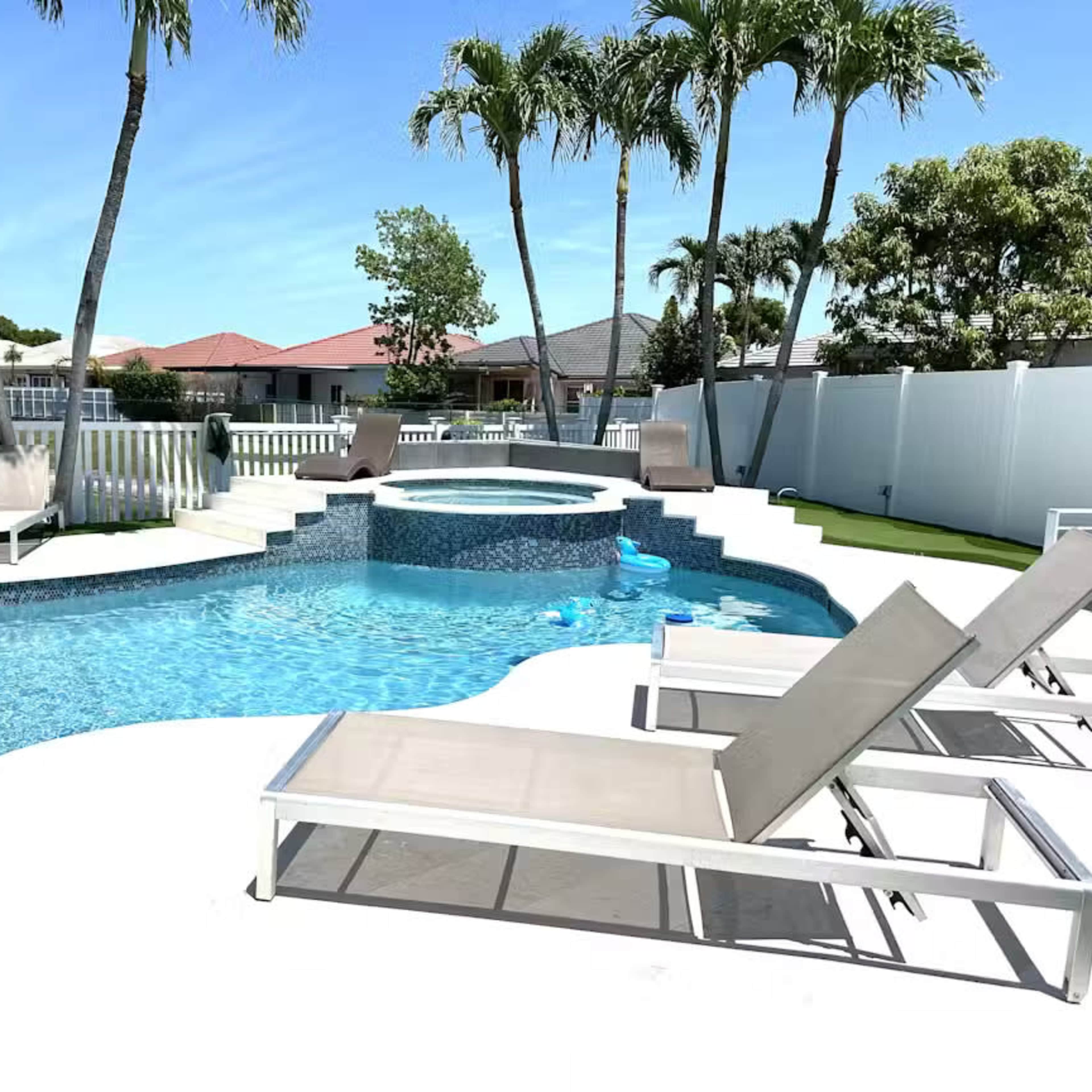 Haven Retreat Image in West End, Miami, FL