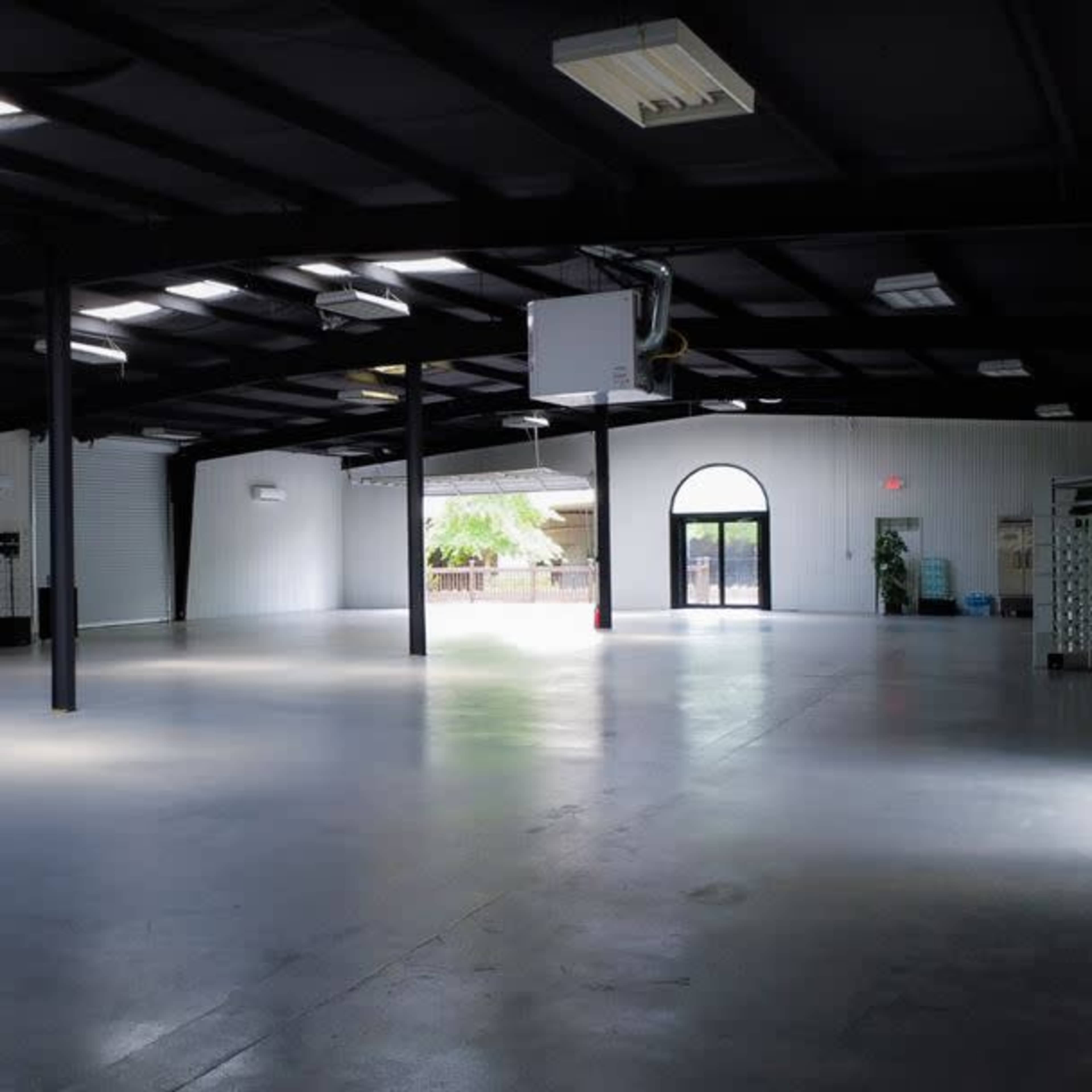 Industrial Warehouse Image in Chamblee, Chamblee, GA