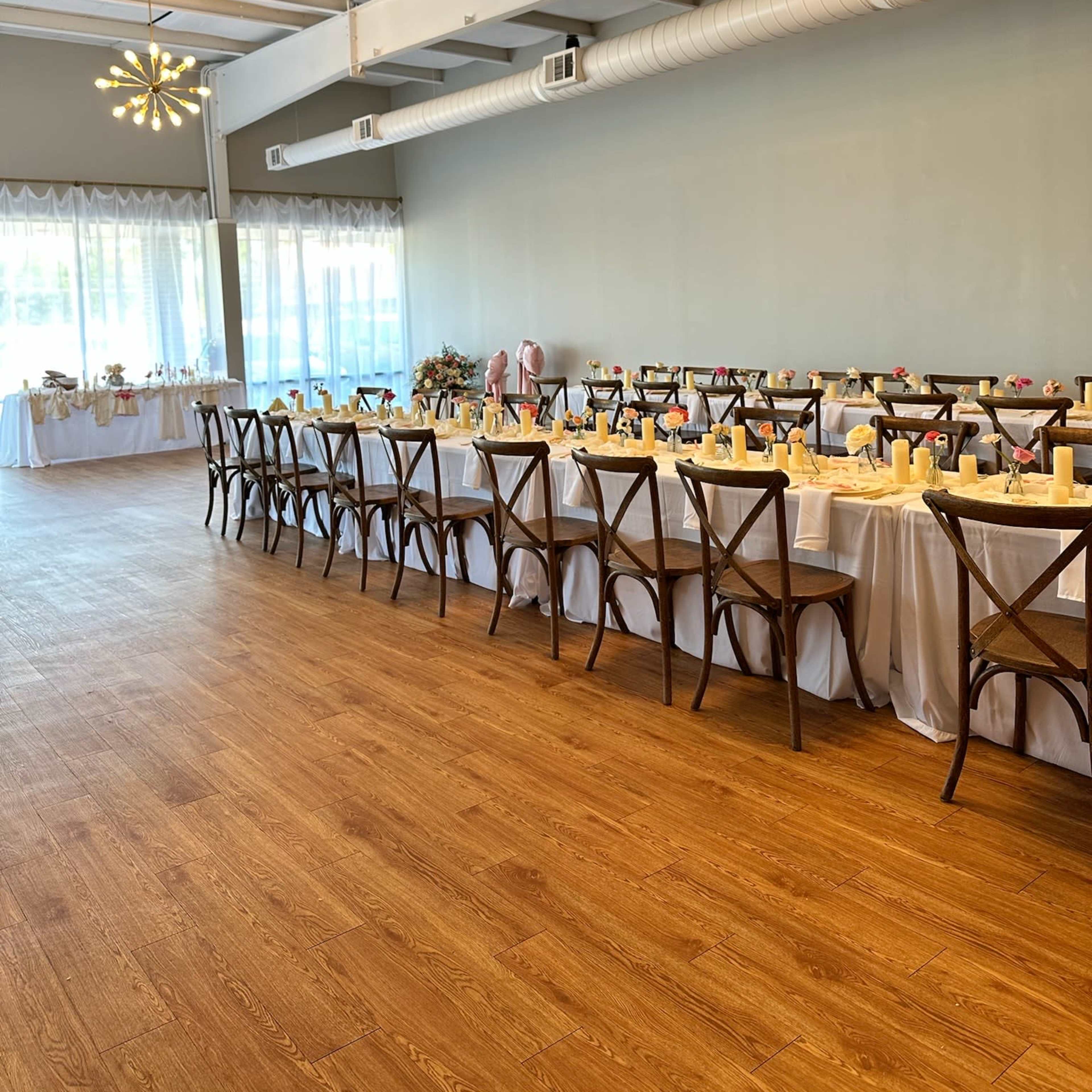 Rustic Vintage Glam Event Venue Image in Wimbledon Forest, Spring, TX
