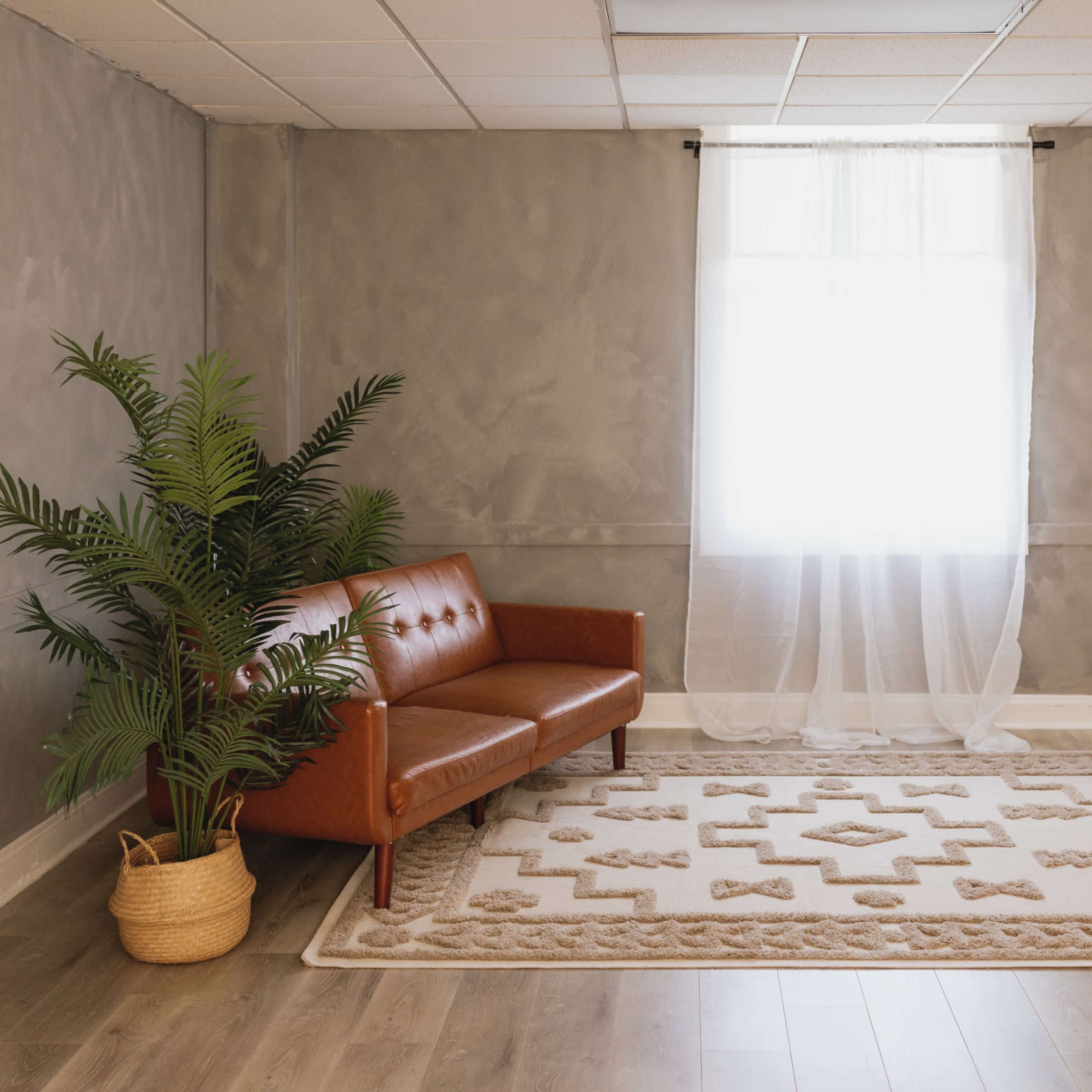 Uptown Loft with Natural Light Image in Whittier, Whittier, CA