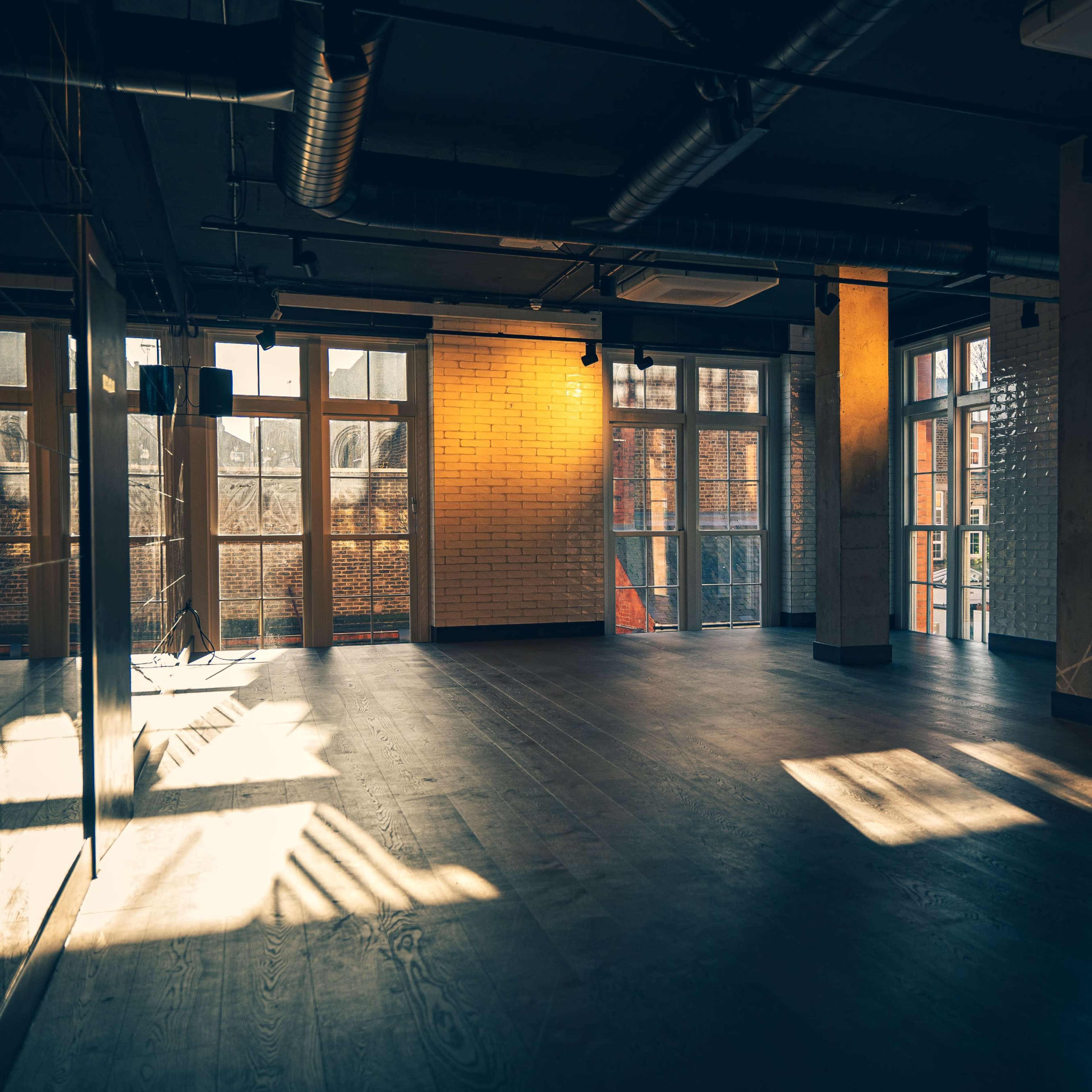 Versatile Event and Wellness Space Image in London, London, England