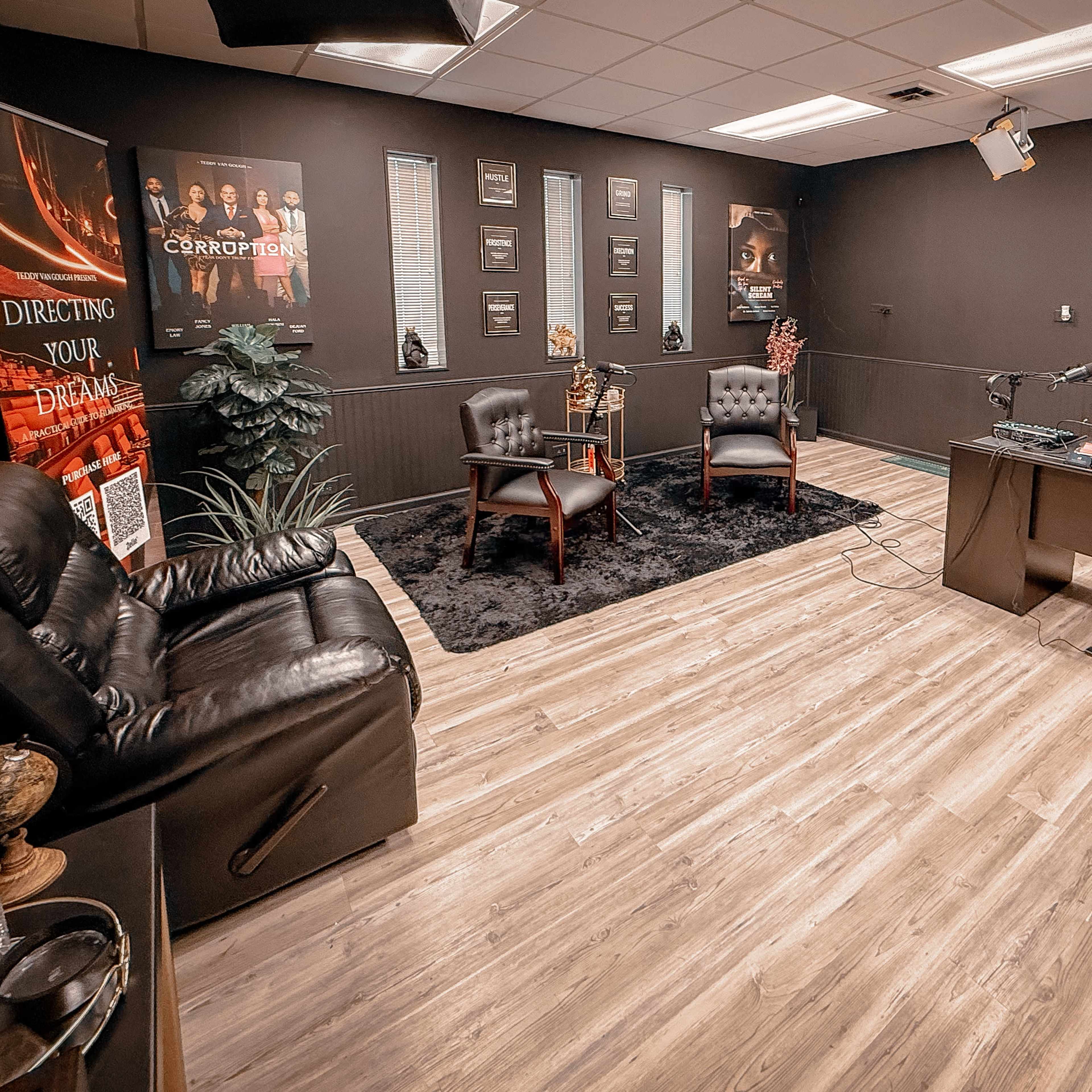 Luxury Creative Studio | Podcast, Video, Photo Image in Penrose, Detroit, MI