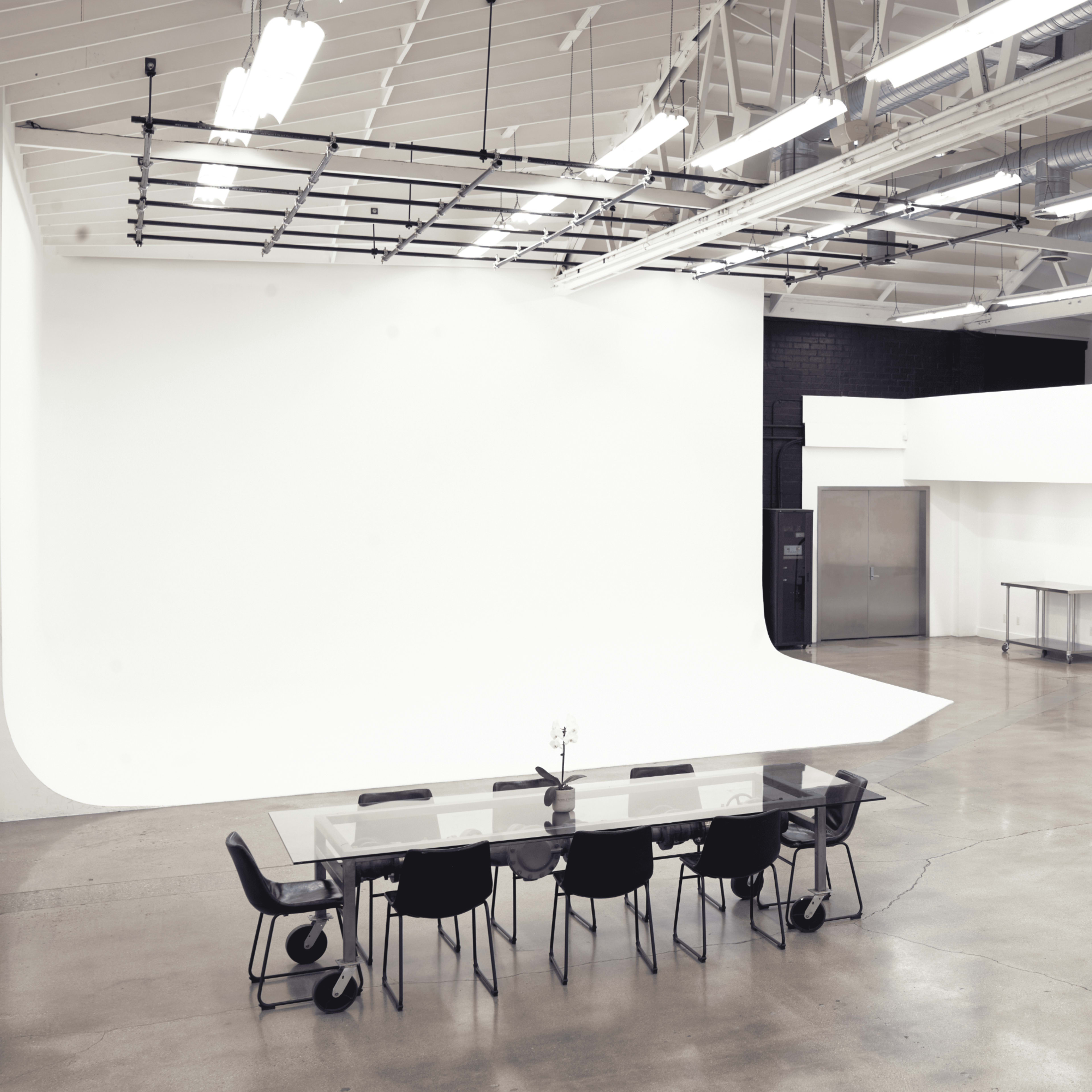 STAGE 1 - 4,000+ Sq.Ft. Studio Image in Boyle Heights, Los Angeles, CA