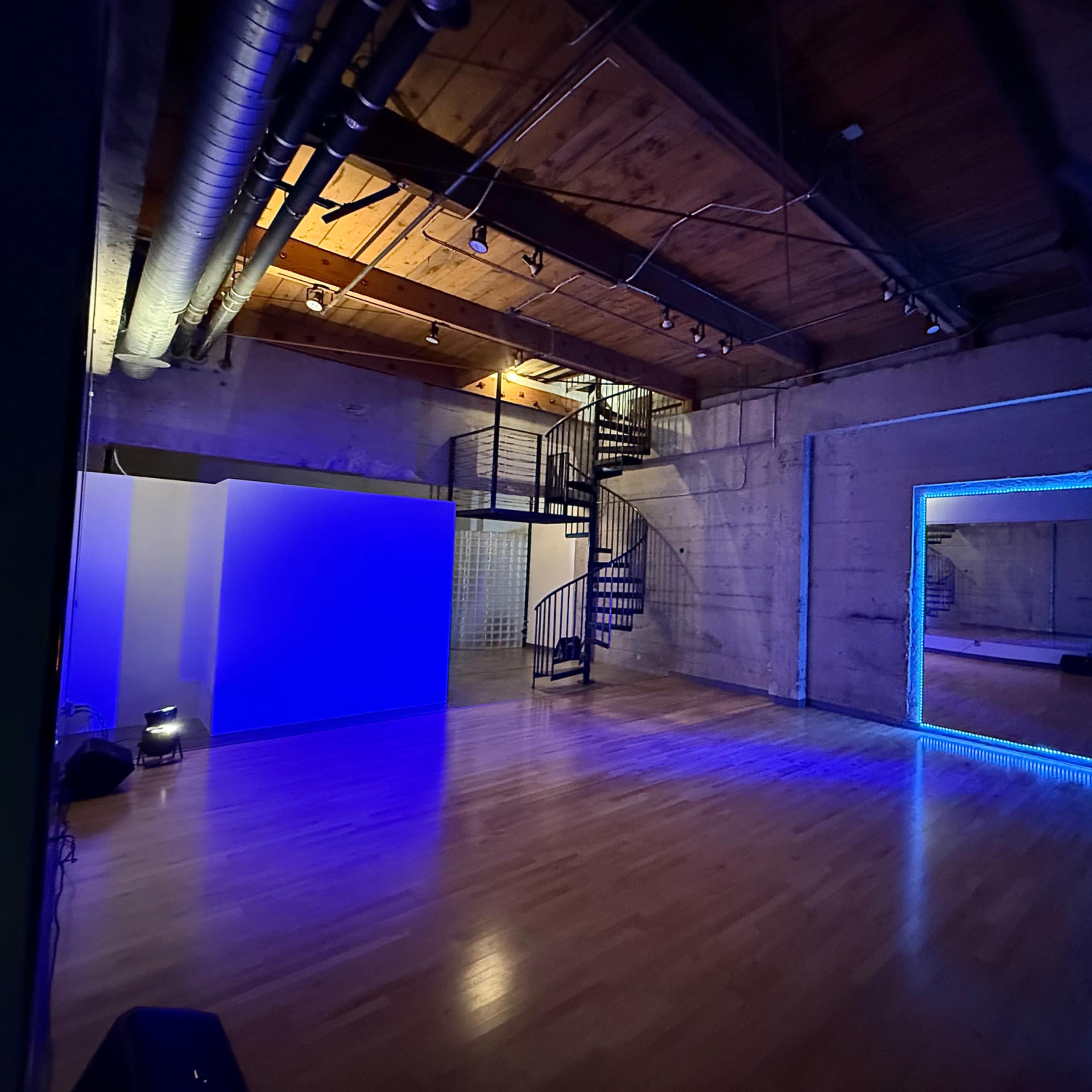 Dojo Studio 127 - Industrial Loft with Natural Light Near Downtown for Photo, Video, Dance, and Meetings Image in Koreatown, Los Angeles, CA
