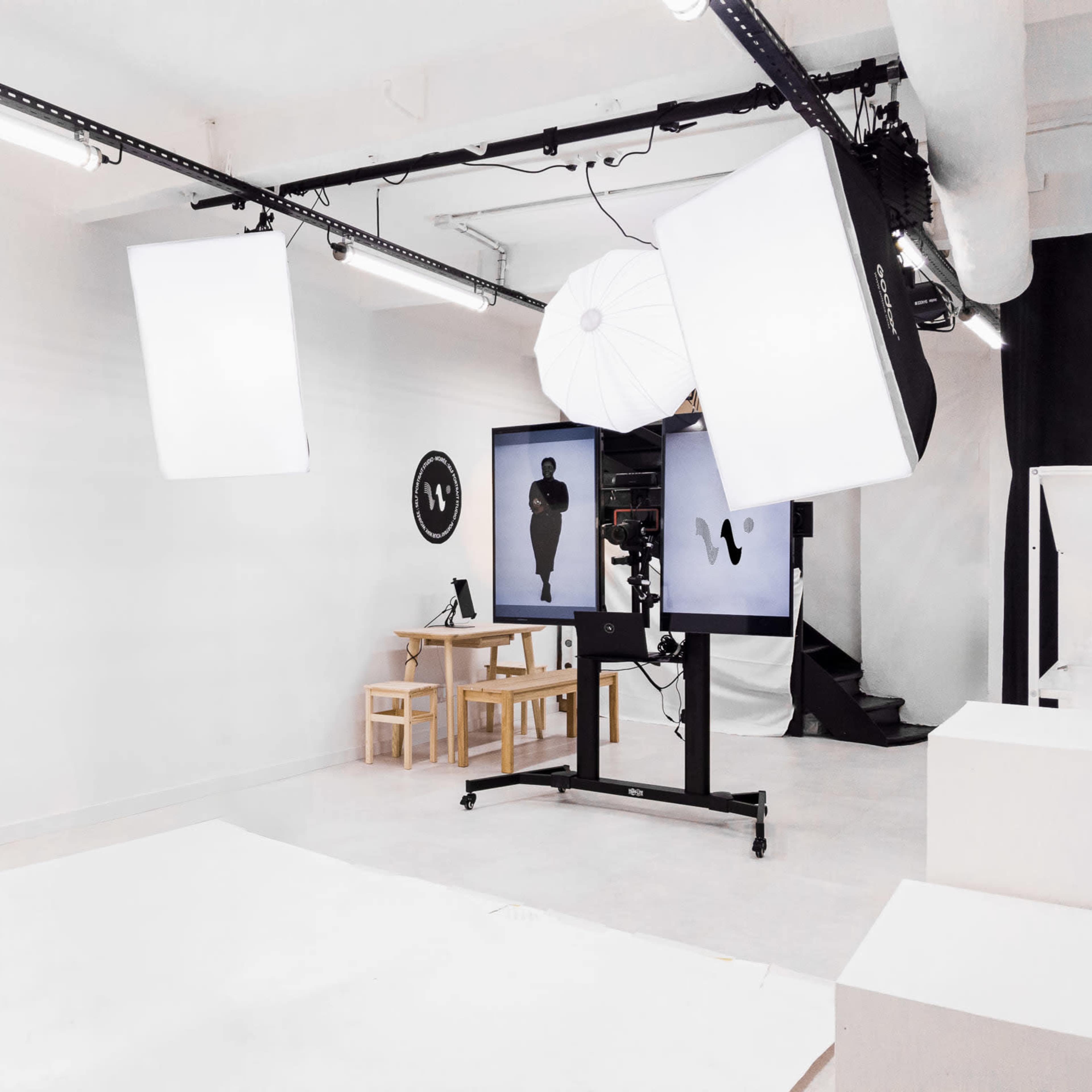 Studio Self-Portrait & Espace Événementiel en plein cœur de Paris Image dans Sentier, Paris, Île-de-France