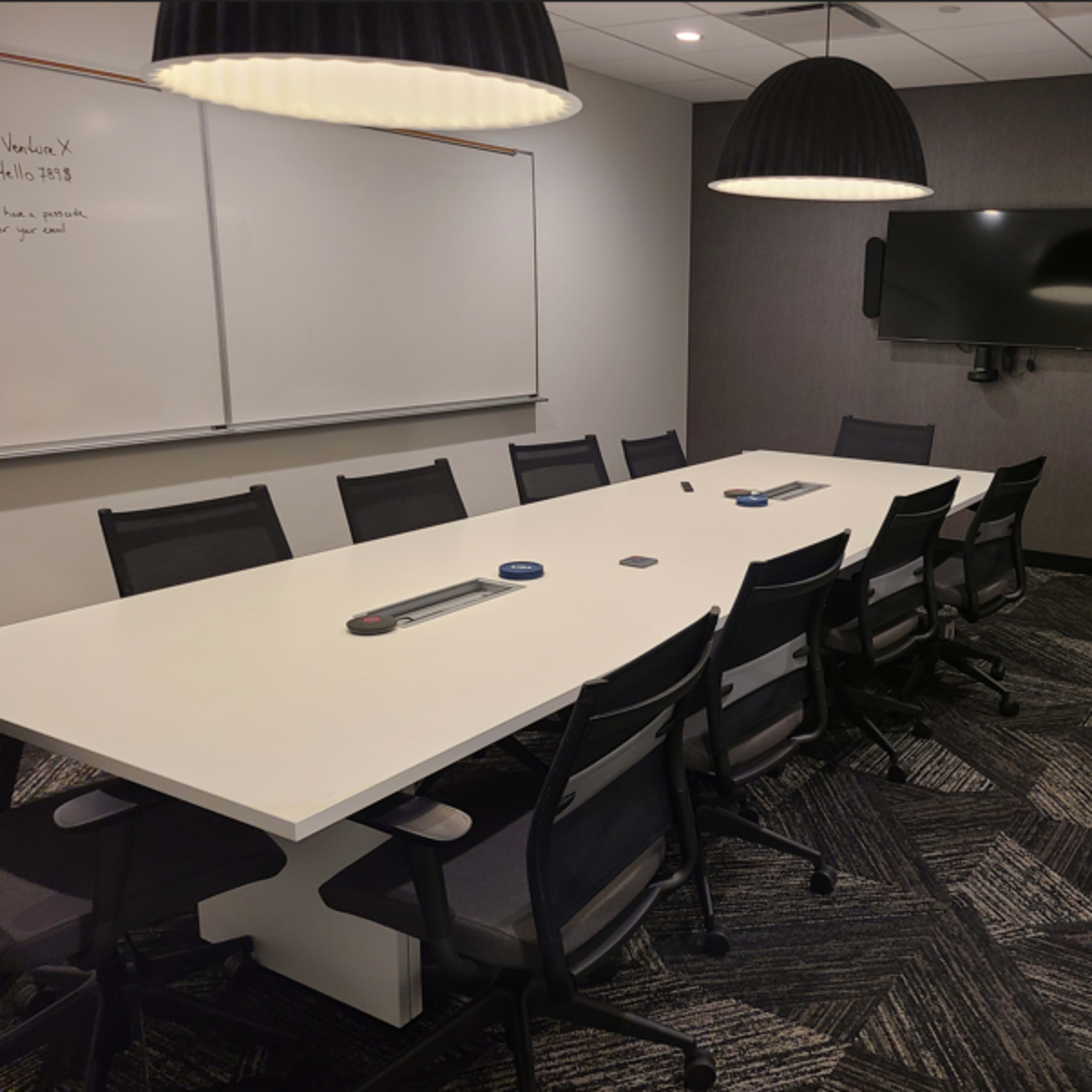 Innovation X Meeting Room Image in Elk Grove Township, Rolling Meadows, IL