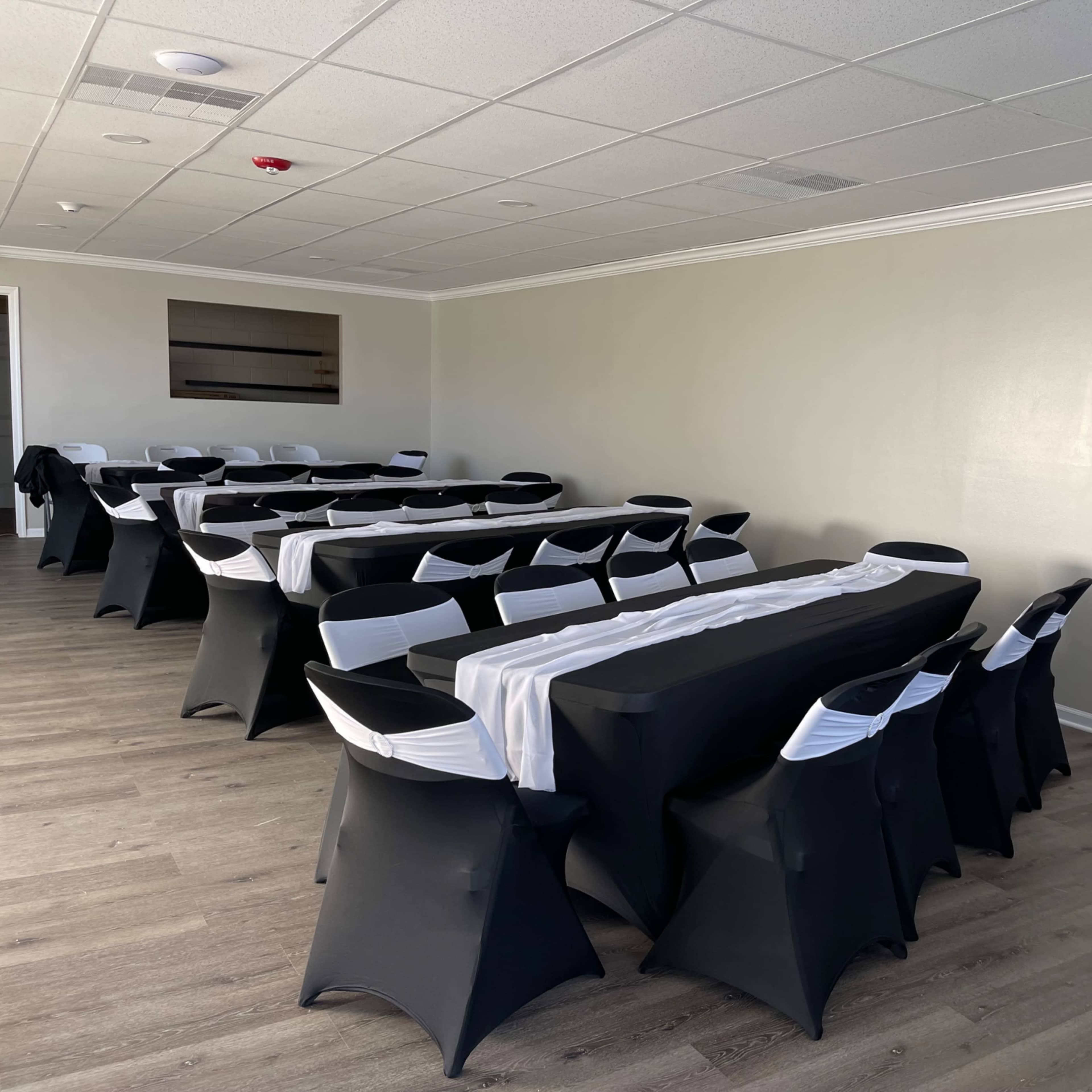 Intimate and cozy event space Image in Emerald Lawns, Joliet, IL