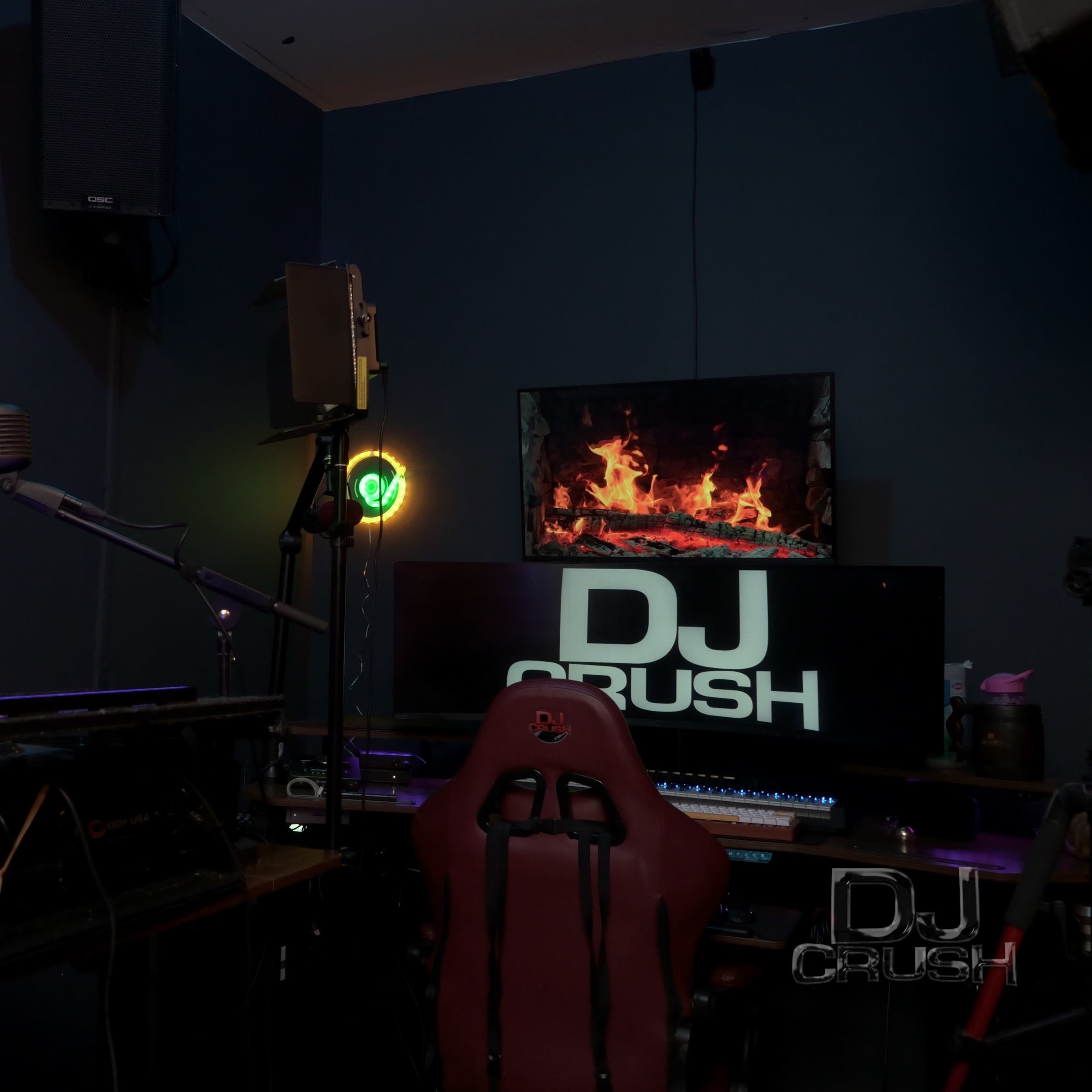 Cozy DJ/Recording Live Steam Booth In Williamsburg Image in East Williamsburg, Brooklyn, NY